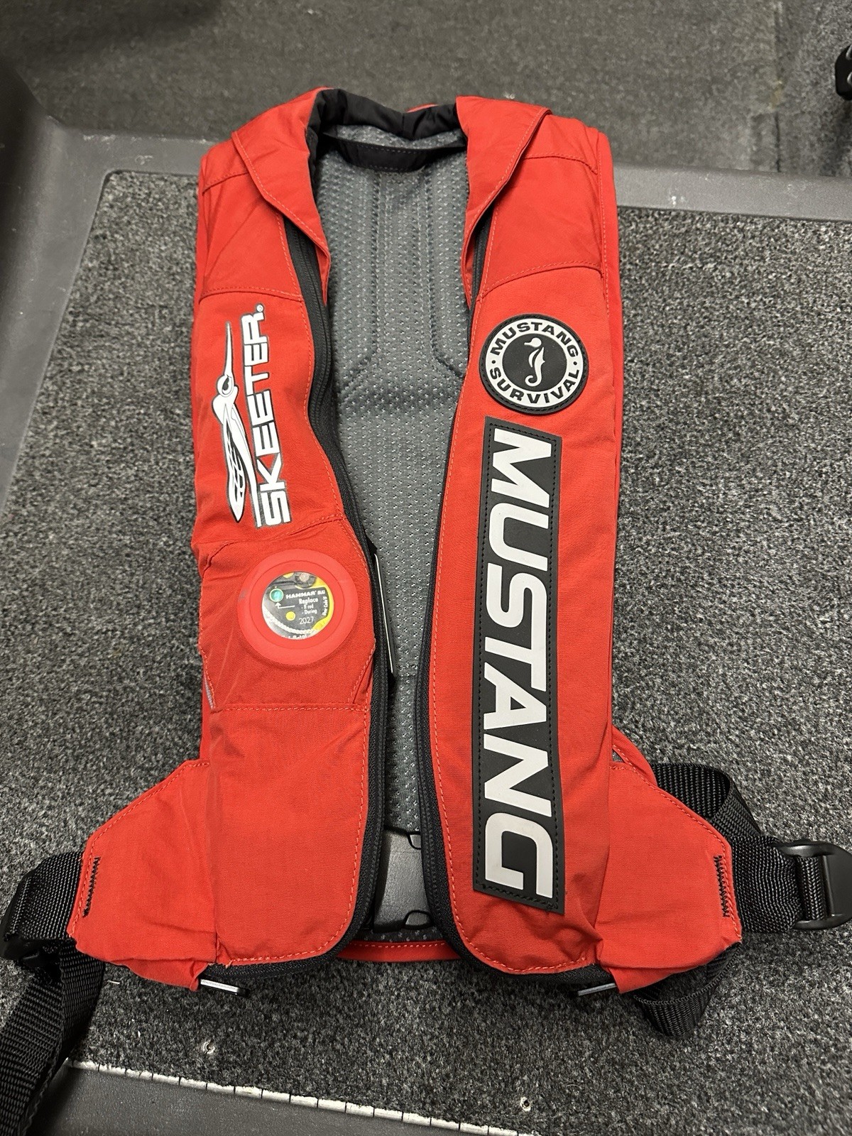 Skeeter Mustang Elite Automatic Inflatable PFD