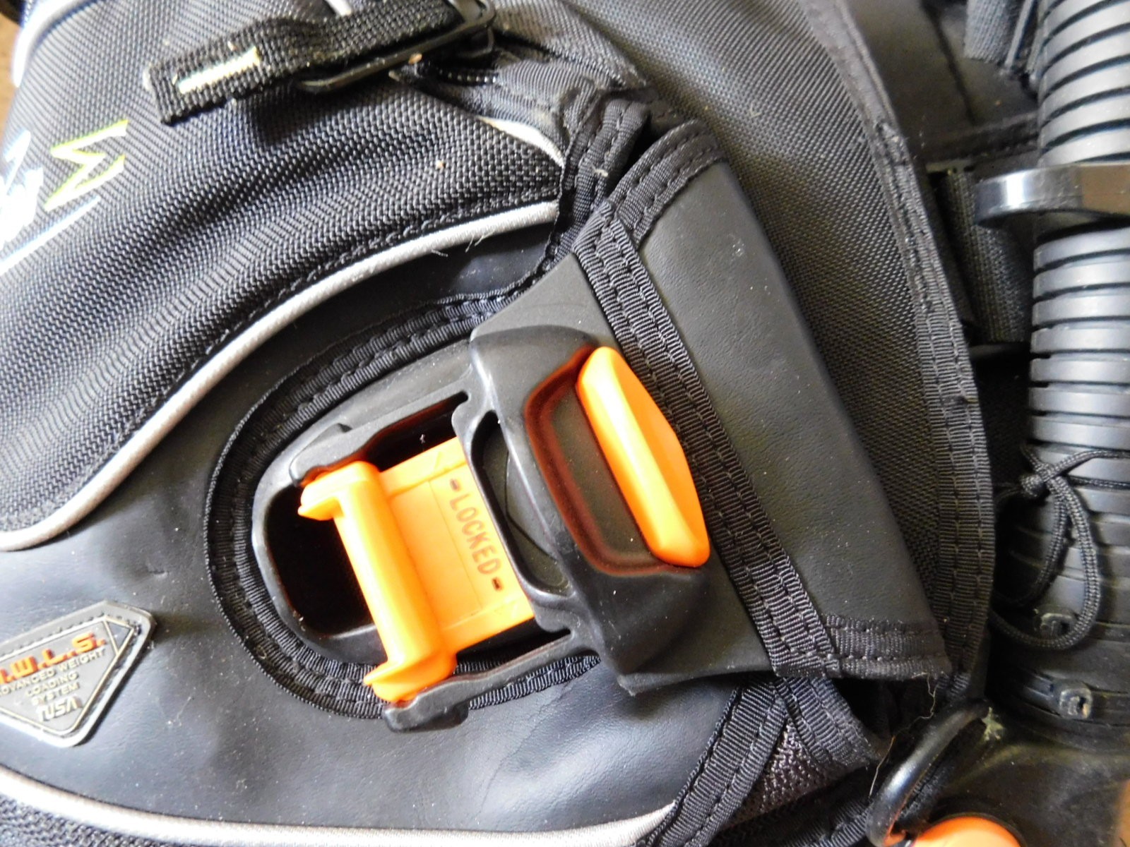 Tusa Liberator E with AWLS Eu S BLK Pre Owned See pictures