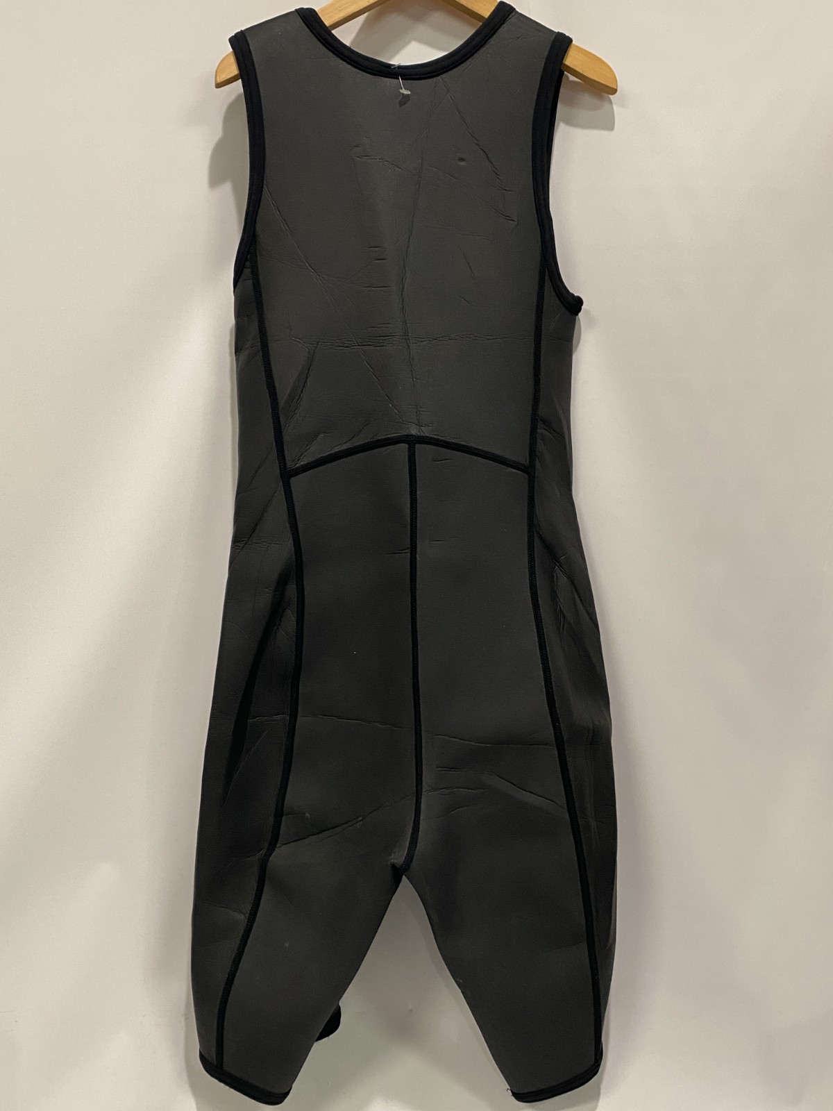 Patagonia Wetsuit Small with Shoulder Closure Rubber & Nylon Style 85295