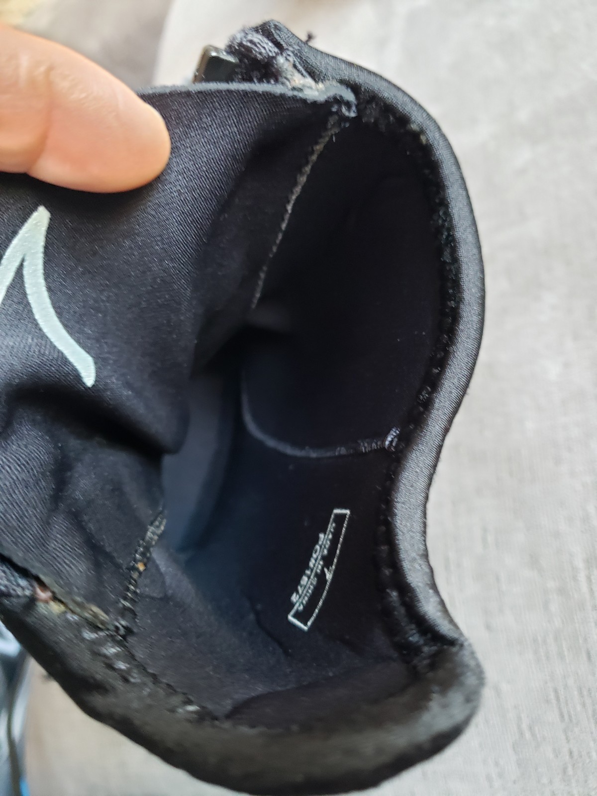 Size 7 – Deep Sea Men’s Scuba Booties Black Zip Up – NEW AND UNUSED!