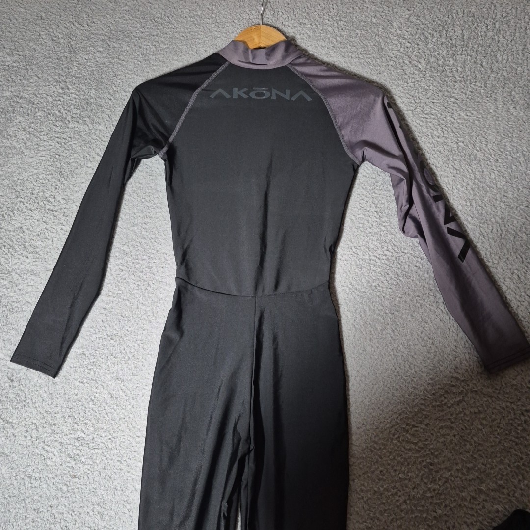 Akona Skin Suit Black Gray Unisex Small 5’5″ Height