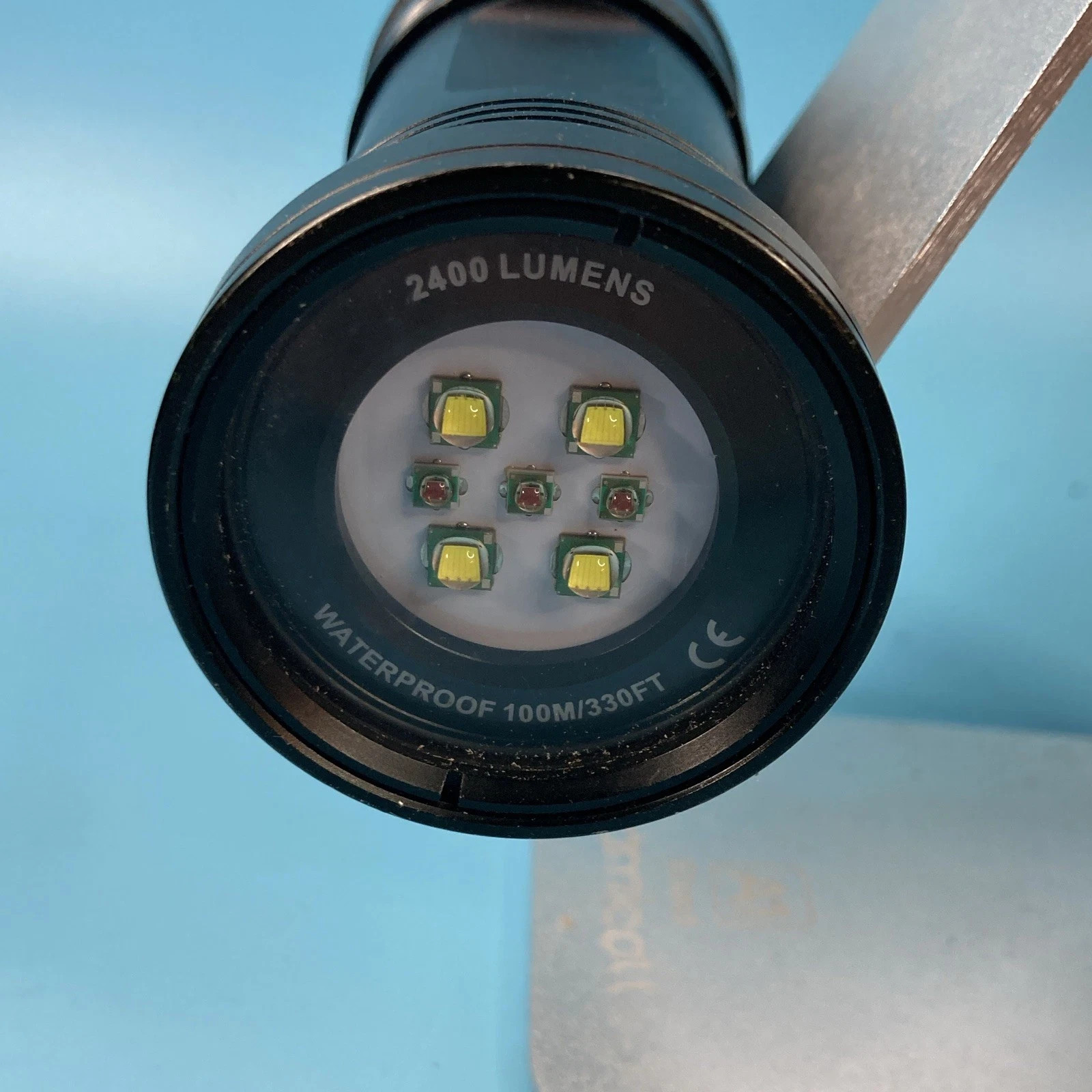 Fish-Lite V24 2400 Lumens Scuba Video Dive Light Waterproof 100m/330ft w charger