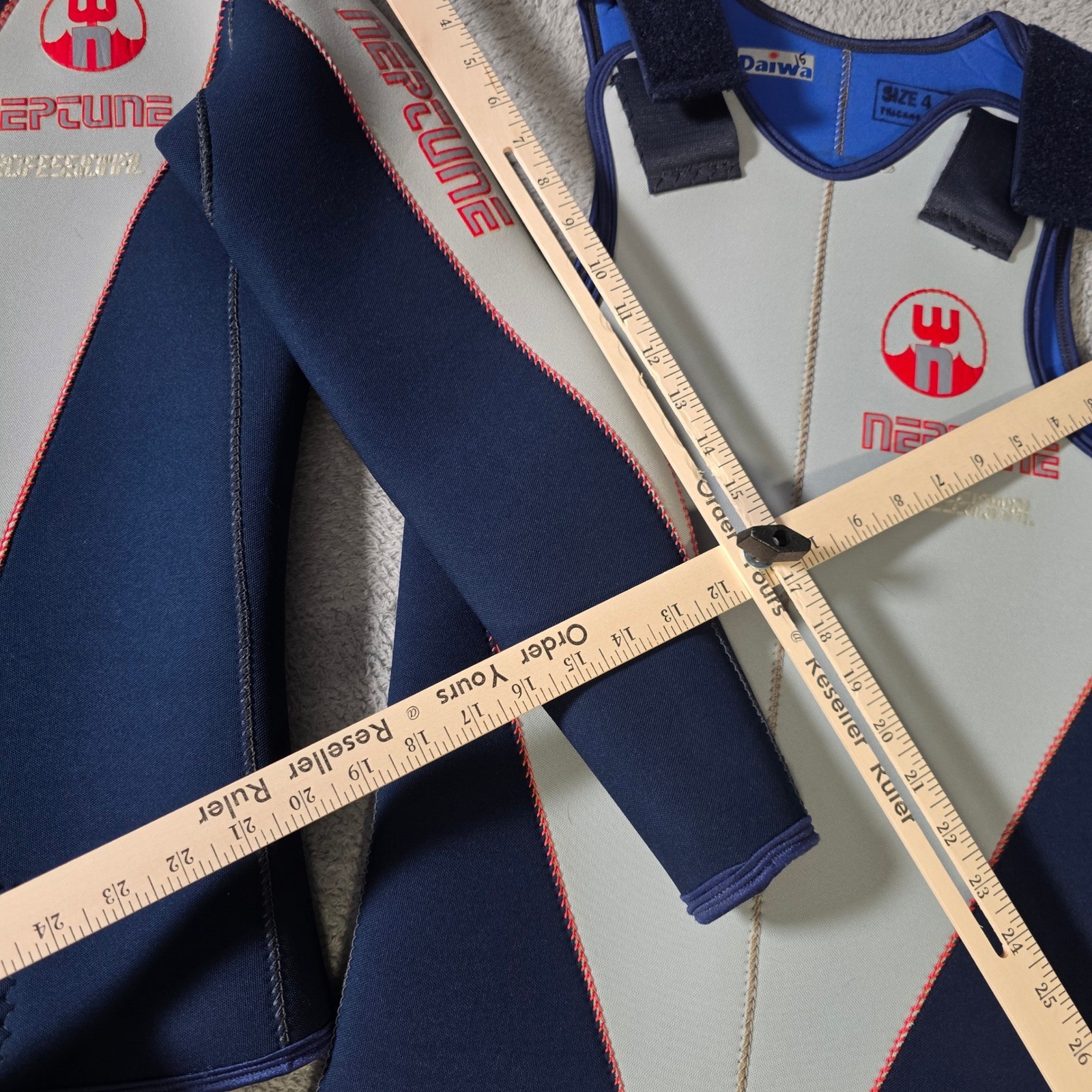 Neptune Daiwa Mens Size 4 Wetsuit 2pc 5mm Tuftex Navy Grey Beaver Tail Long John