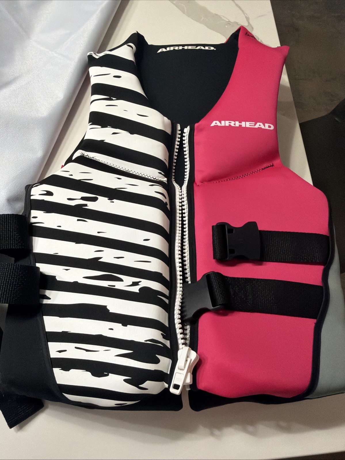 Airhead Wicked Kwik-Dry NeoLite Flex Life Jacket Hot Pink ADULT X-SMALL