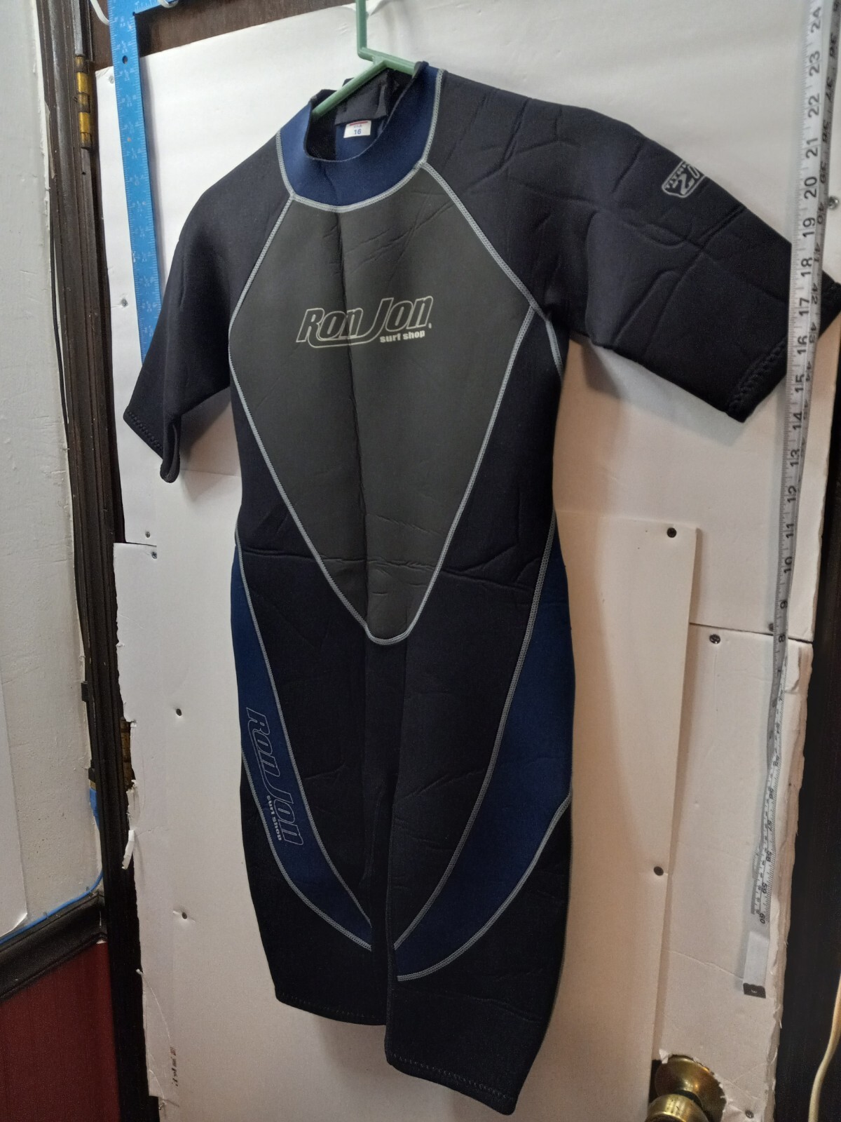 Ron Jon Surf Shop Youth’s Wetsuit 16 Black Gray Blue Shorty Titanium 2.2 Stretch