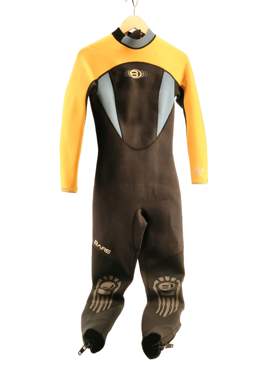 Women’s Bare Progressive Stretch 3/2mm Velocity Pre-Owned Wet Suit