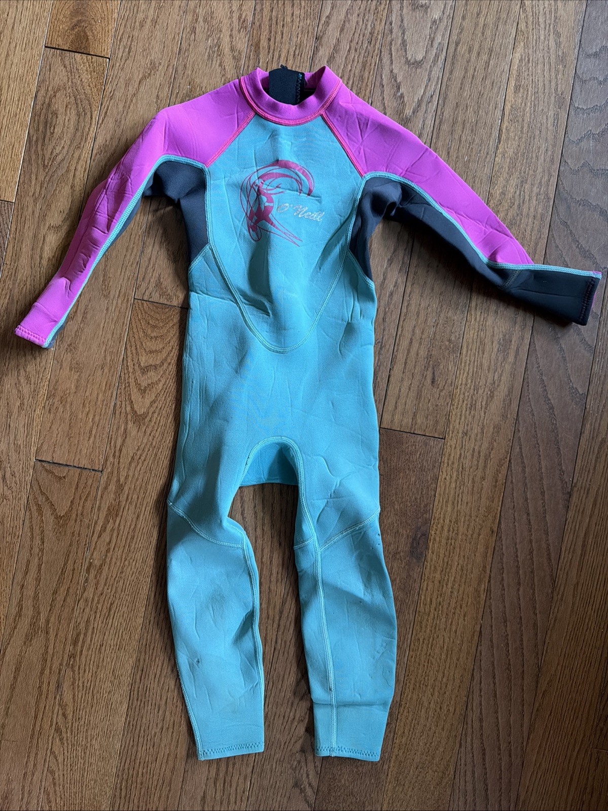 Kids O’Neil Size 4 Wetsuit SPF 50+ Swimming Sunmertime Play Waves Beach