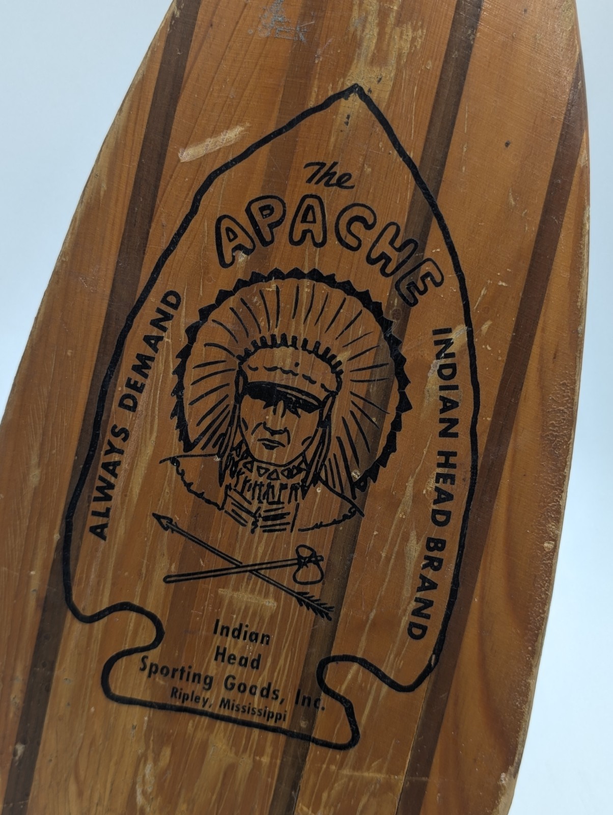 “The Apache” Wooden 29.5″ Canoe Oar Decor Indian Head Sporting Goods Ripley ,MS
