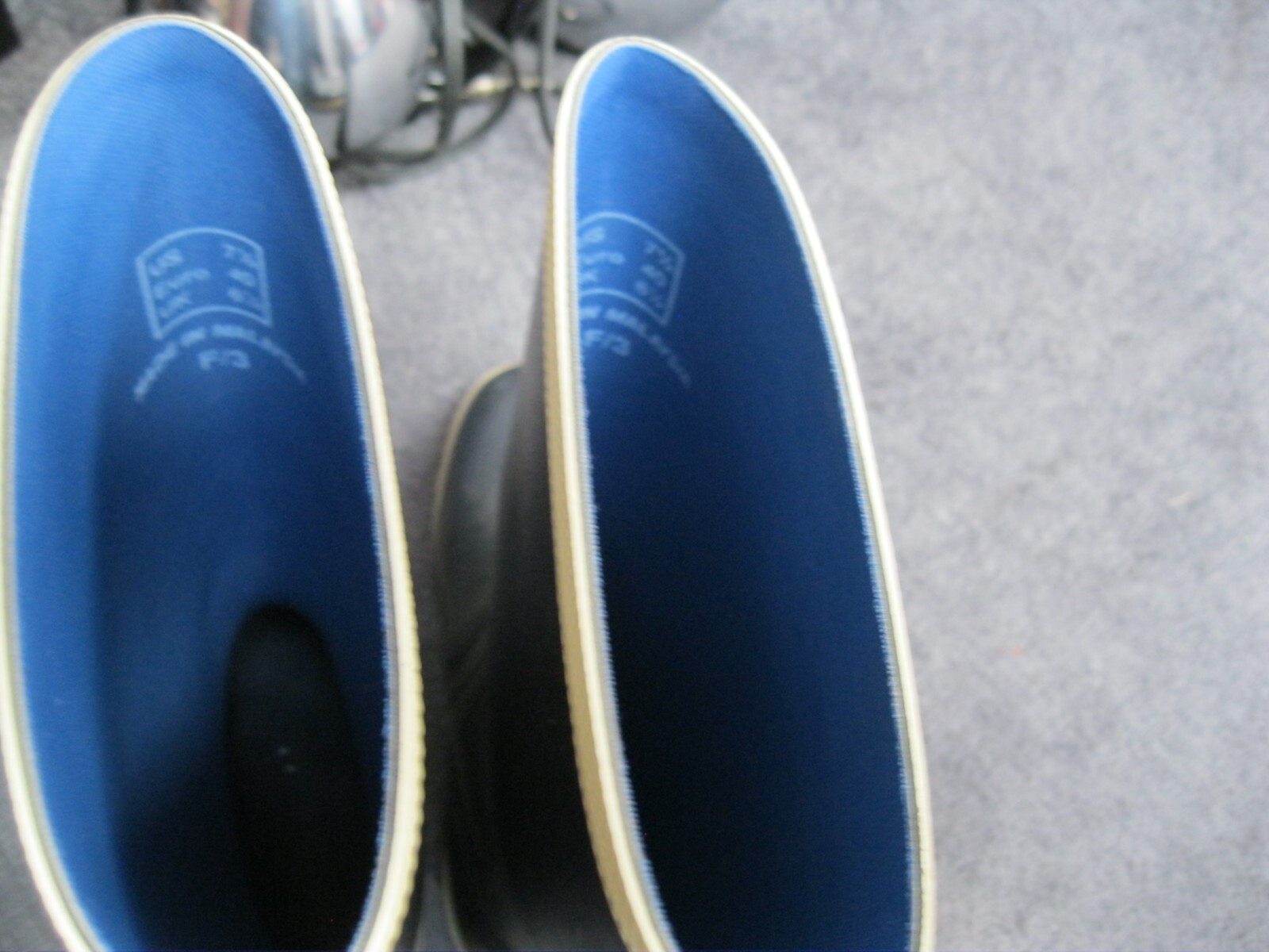 VINTAGE DOUGLAS GILL RUBBERIZED SAILING BOATING RAIN BOOTS SIZE 7 1/2 US