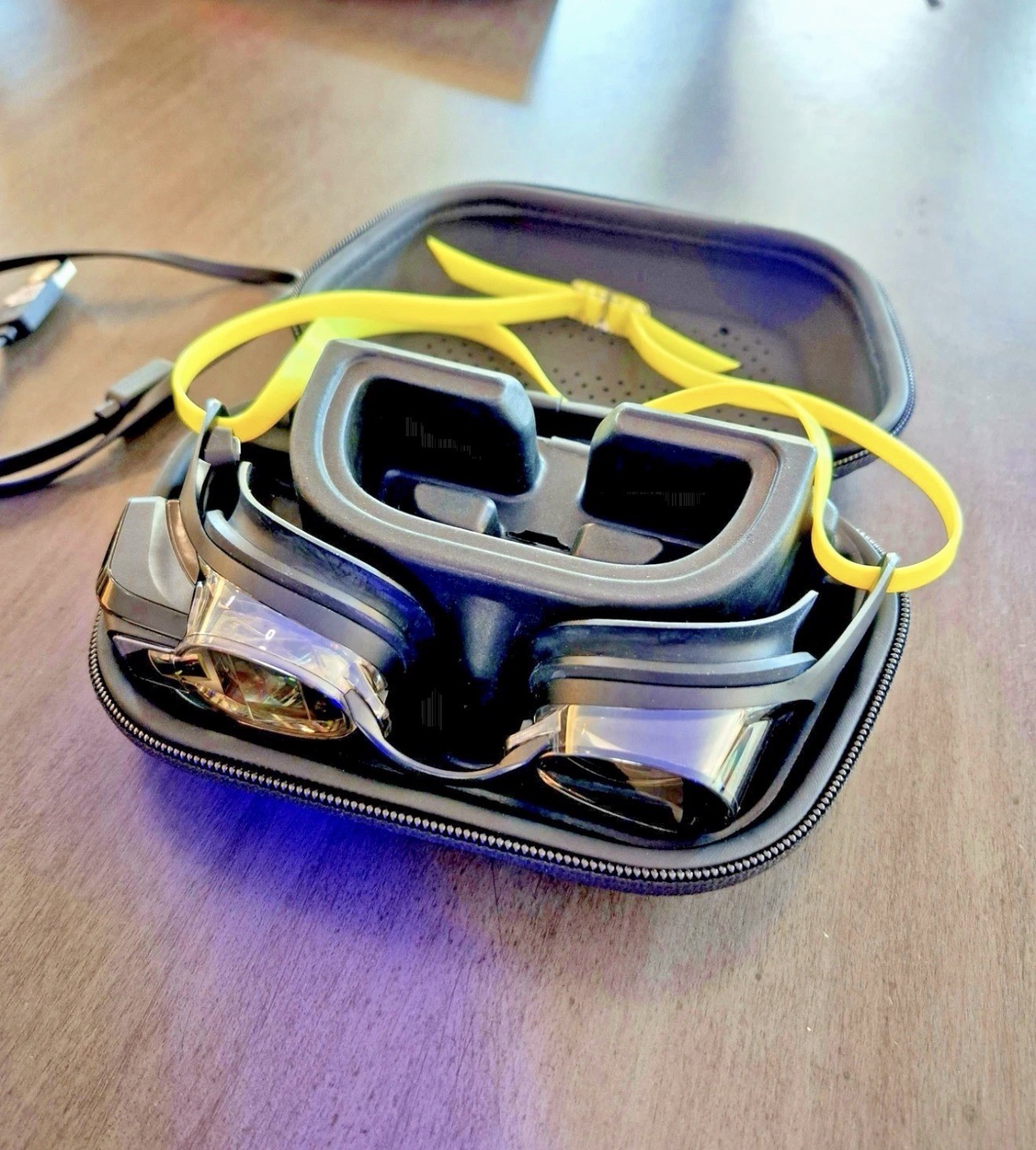 FORM Smart Swim 2 Goggles