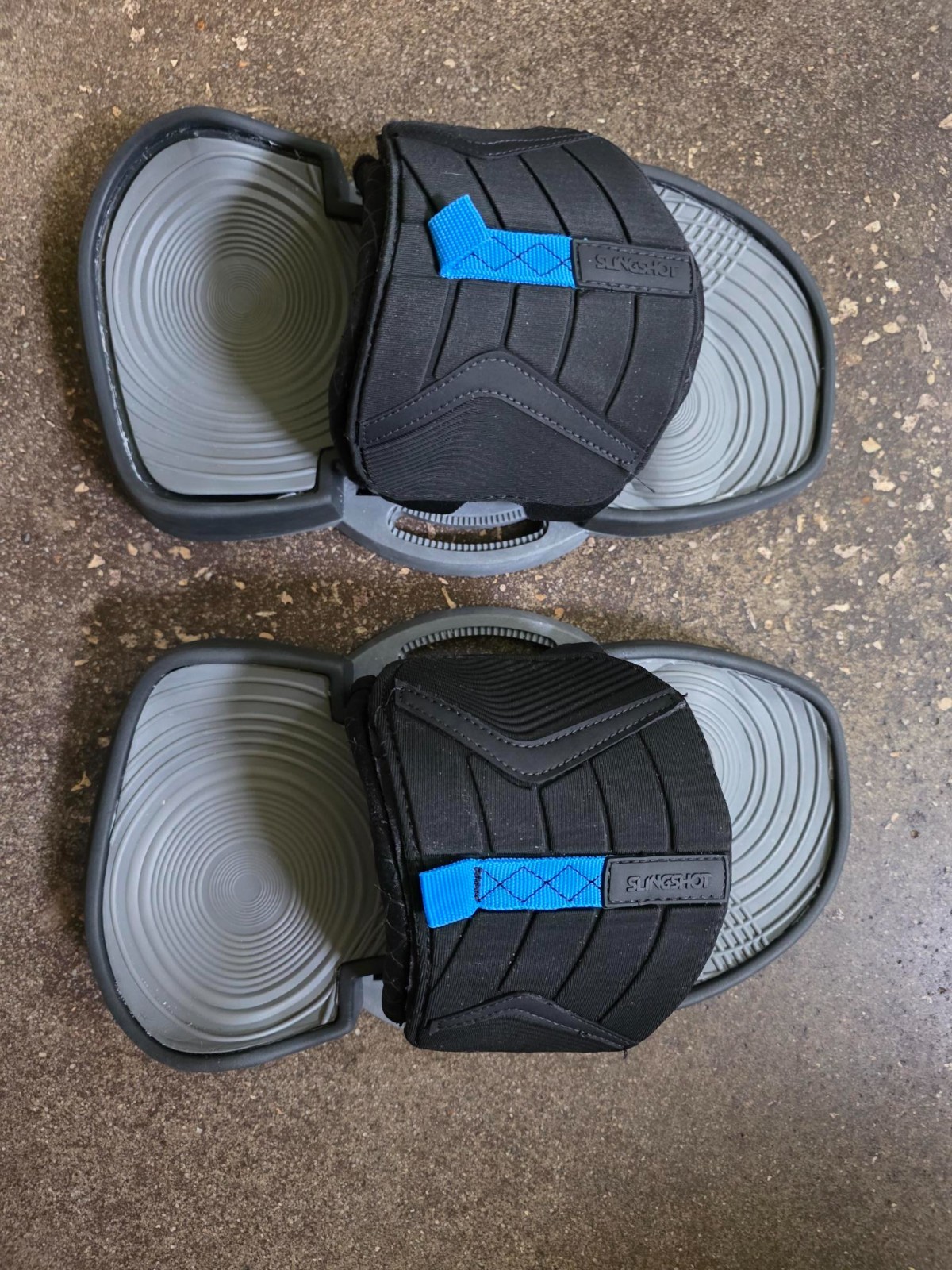 Slingshot Dually kiteboard bindings