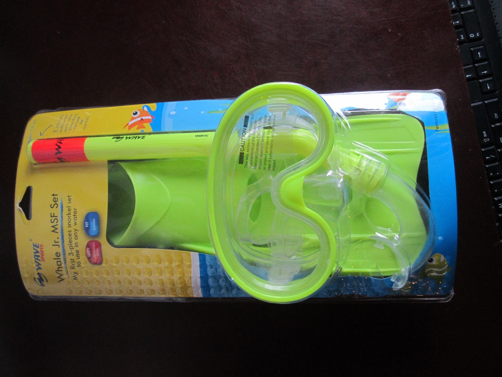 NEW Wave Fins, Snorkel Mask 3 Piece Set, yellow, Whale Jr MSF, Ages 3-6 swimming