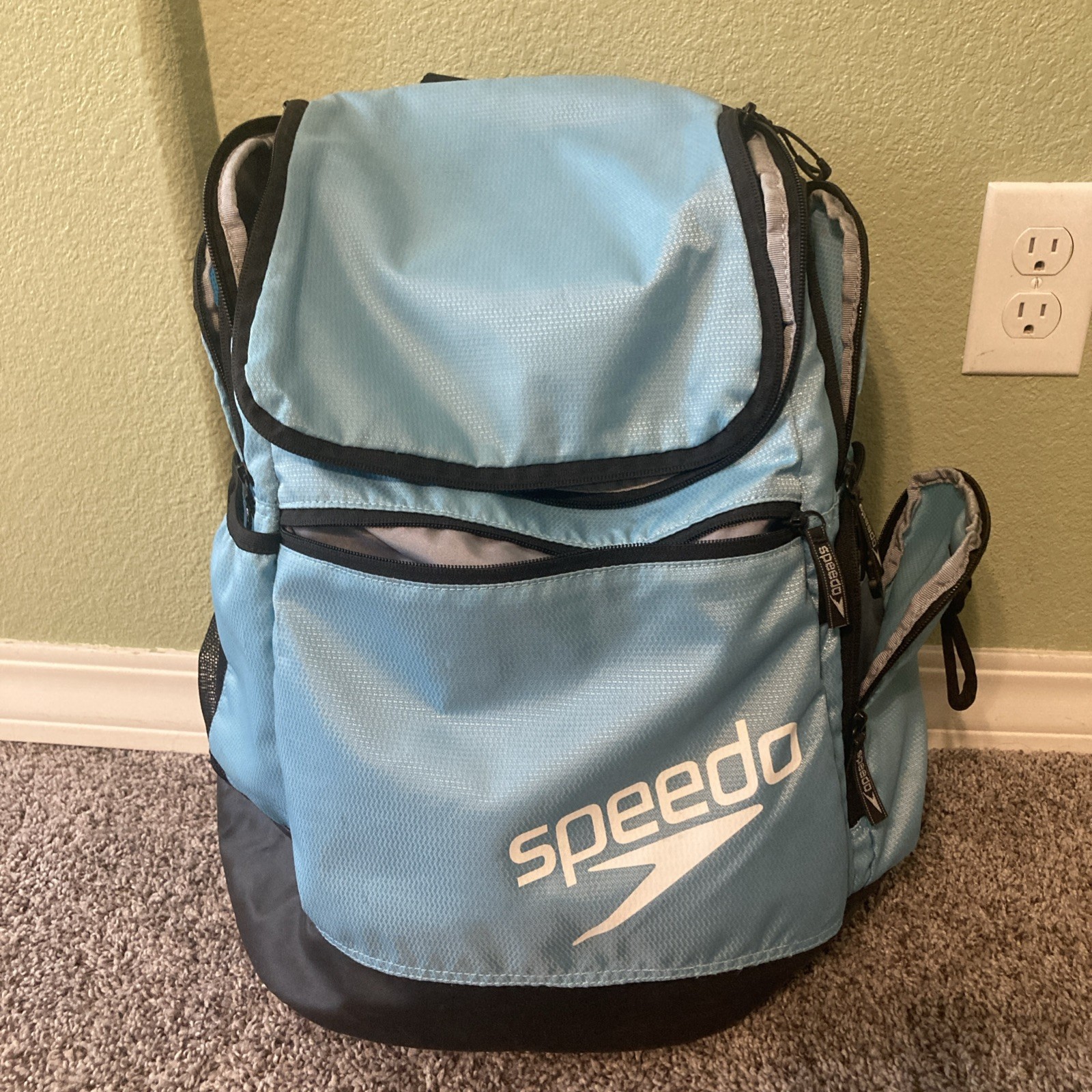 Speedo Teamster 2.0 Swim Backpack, Light Blue, 35L Good Condition