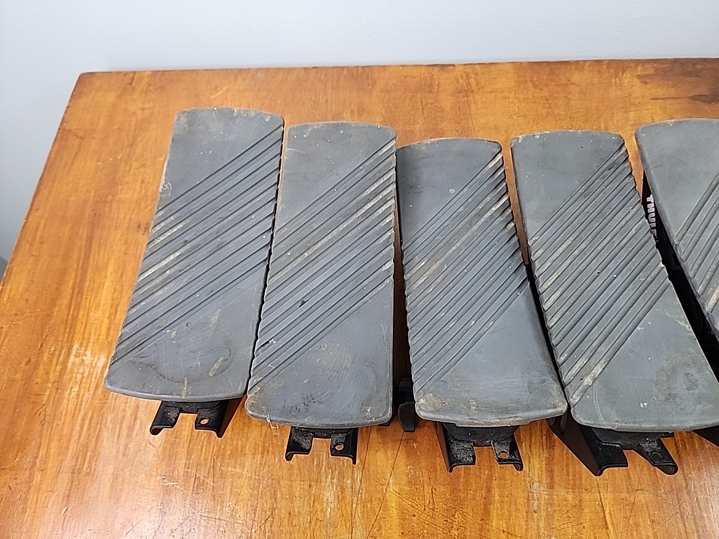 Thule Kayak Canoe Saddles Part No. 515-5031 Car Roof Bar Mounting Set of 6 Read*