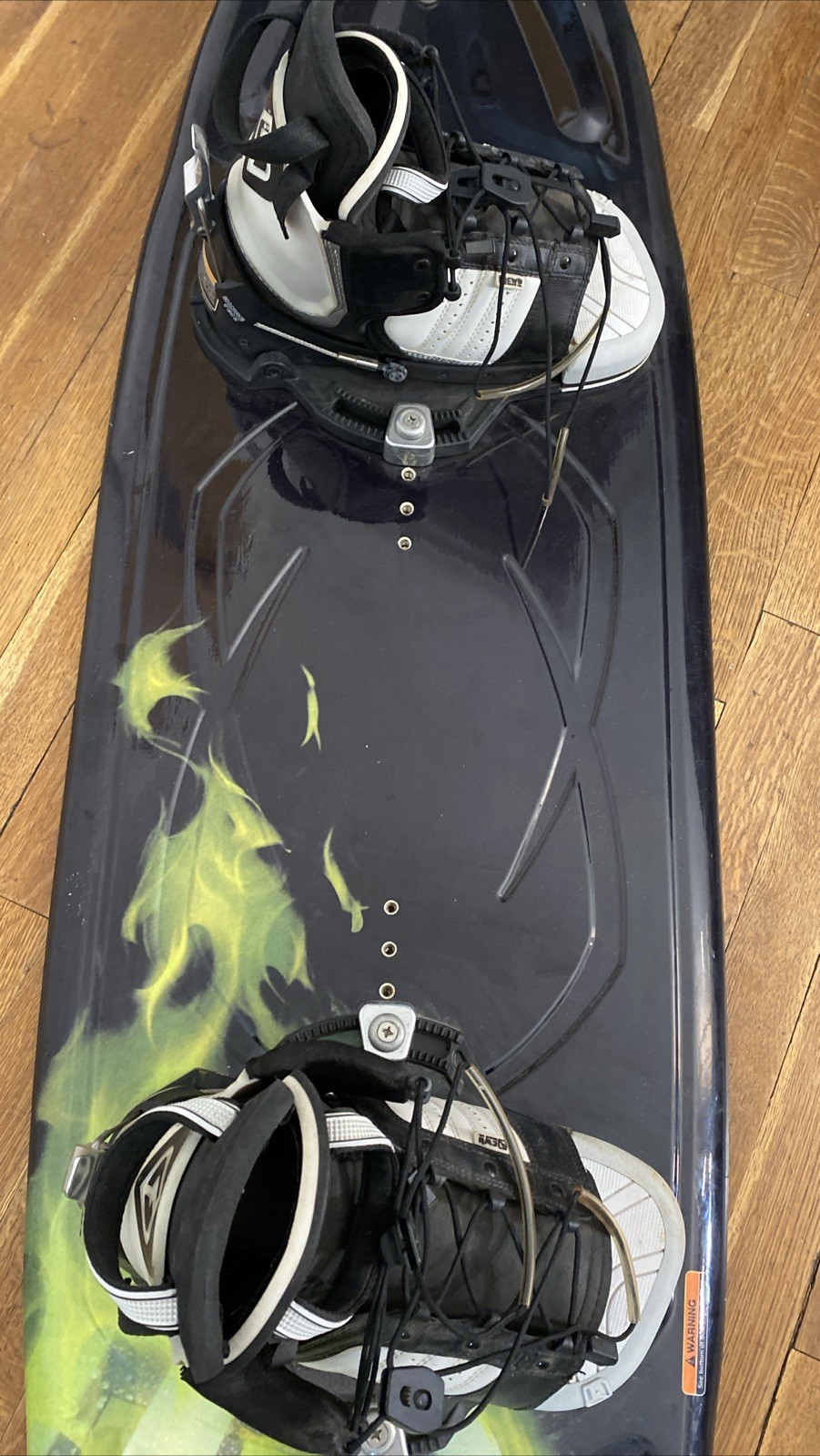 CWB Motion Series 134 CM Wakeboard Torq w/ Hinge Boots