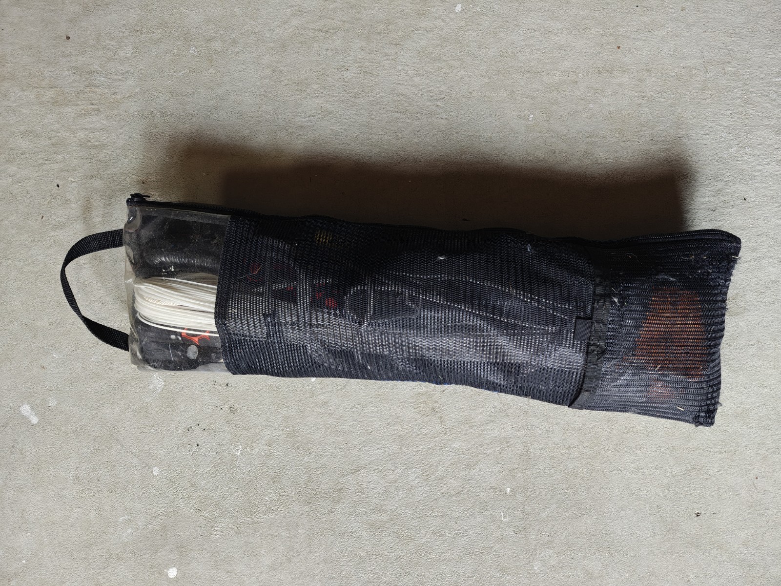 Slingshot Kitesurfing Control Bar w/ Lines & Mesh Storage Bag Black/White.