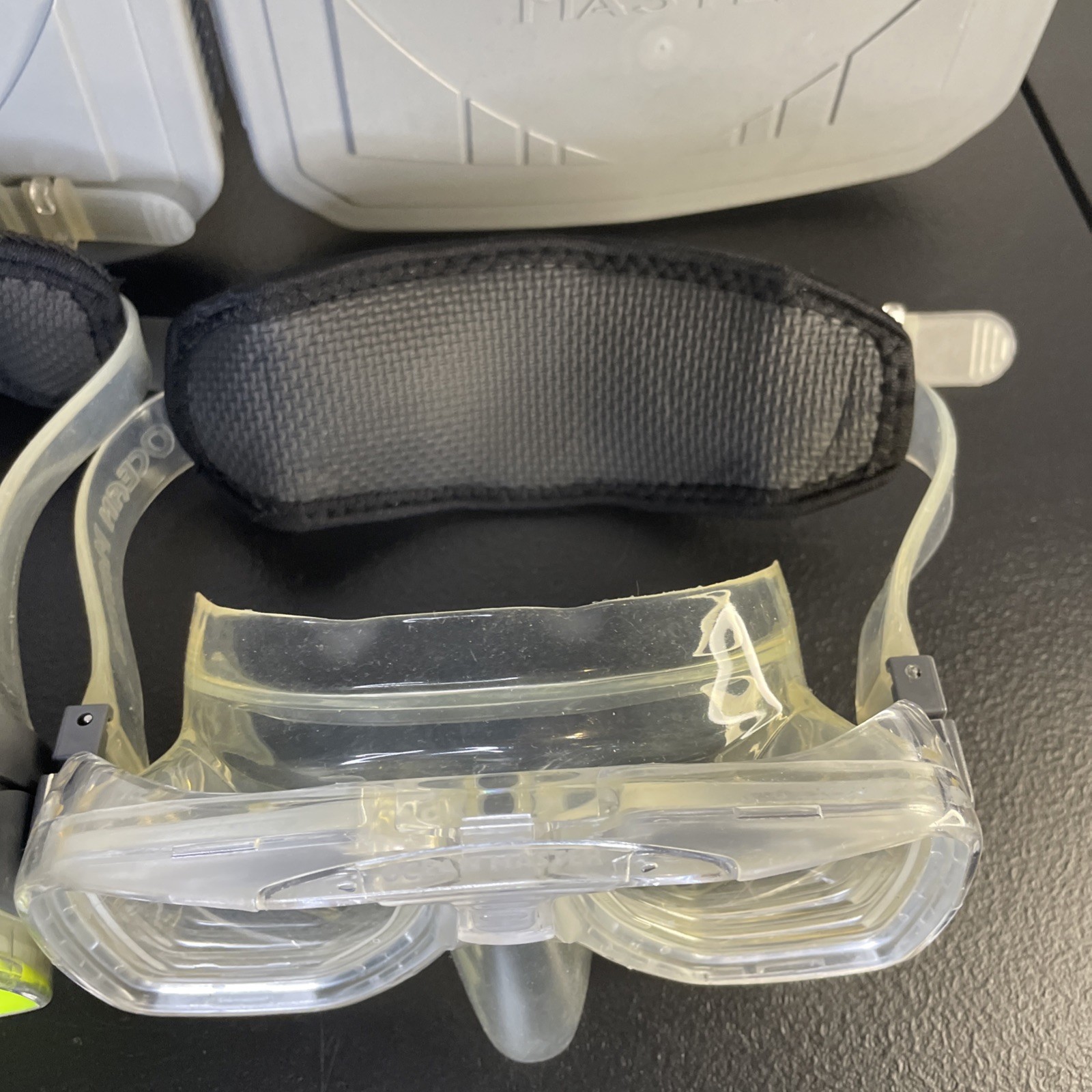 Ocean Master Tempered Glass Snorkeling Masks Q Strap Lot Of 3 With Cases