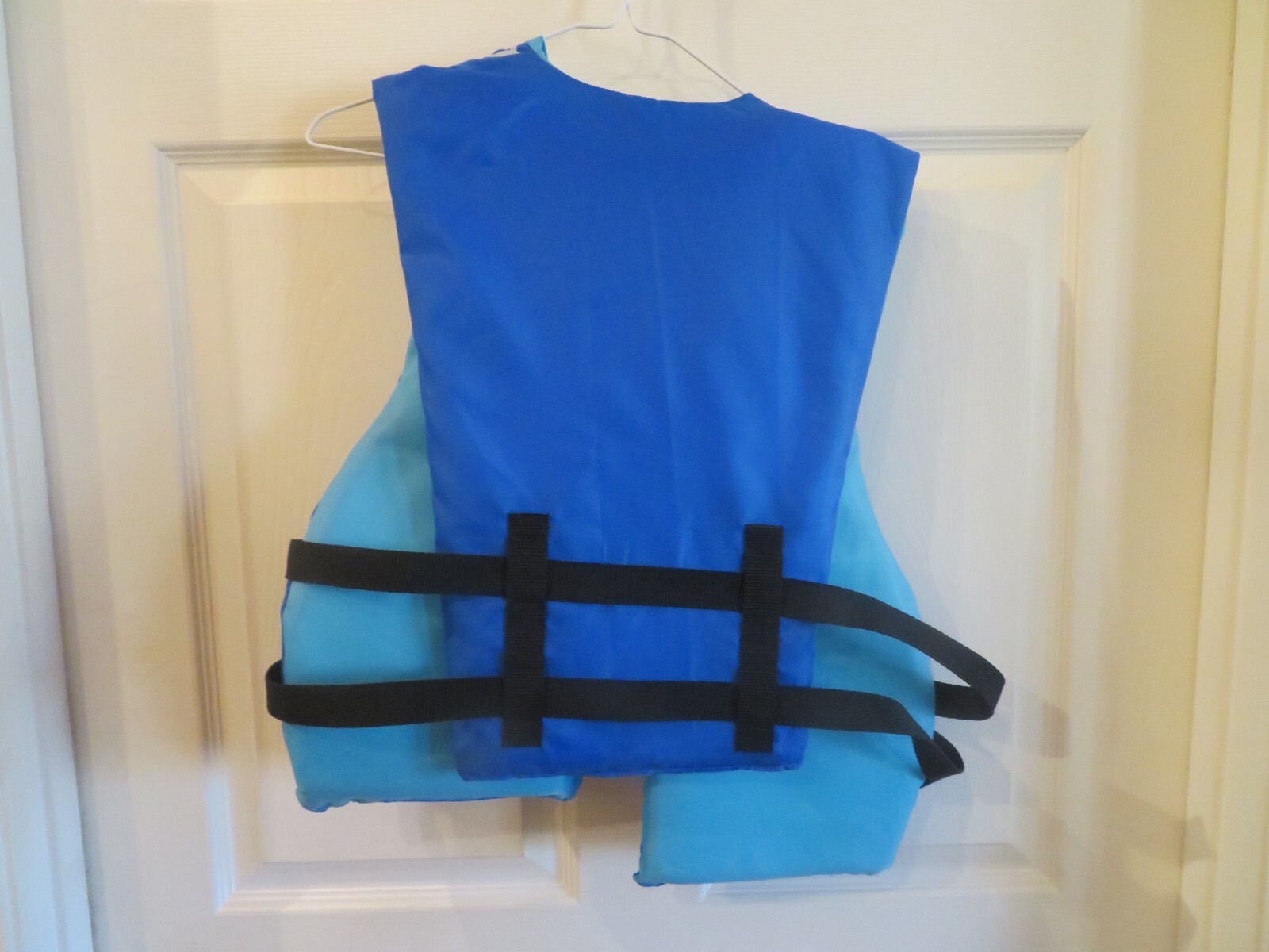 Nice Adult Blue H2O Life Jacket, More Than 90 Pounds