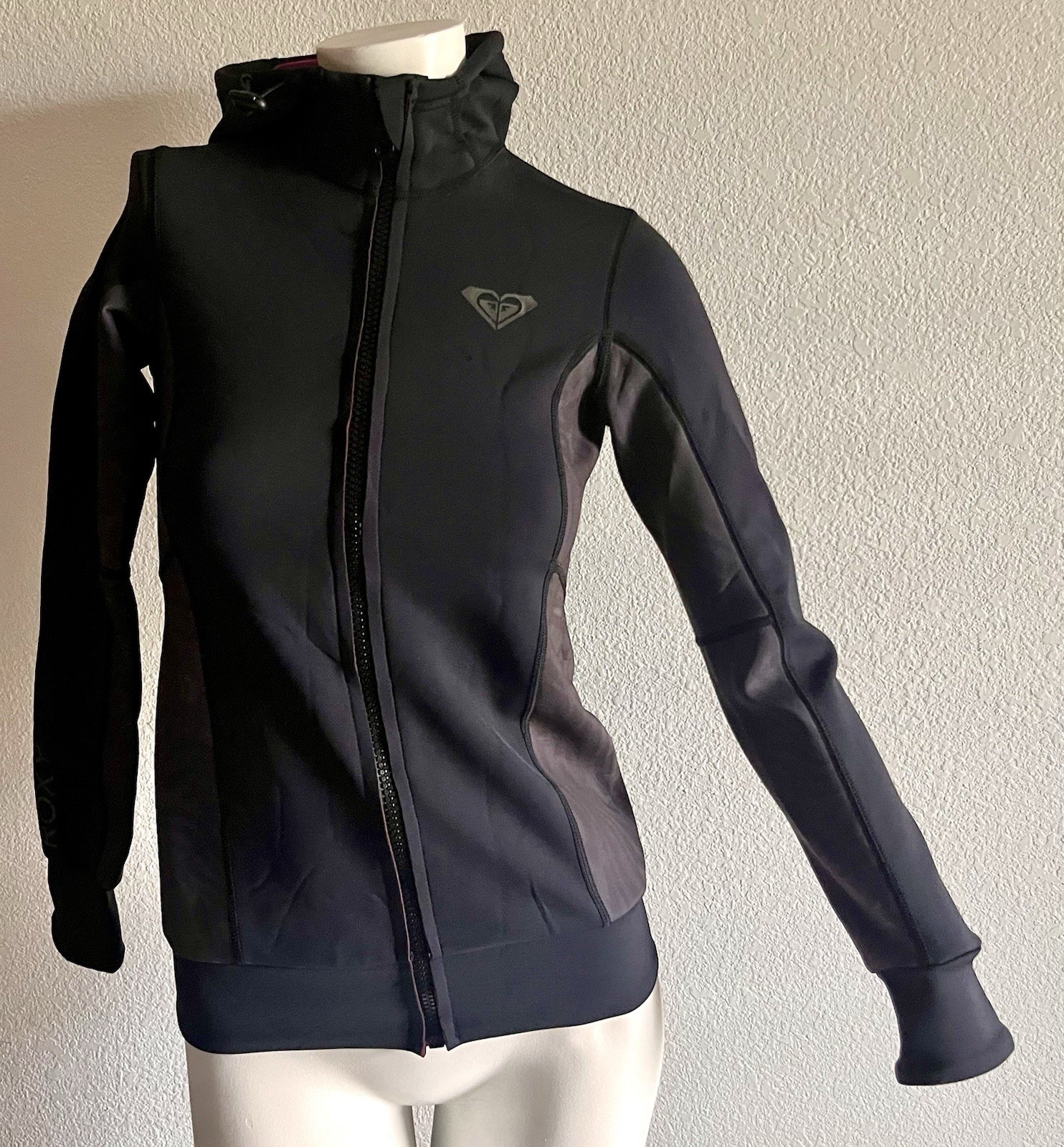 ROXY 1.0 Syncro Paddle Front Zip Hooded Jacket FLT Wetsuit Top Women’s 4 Black