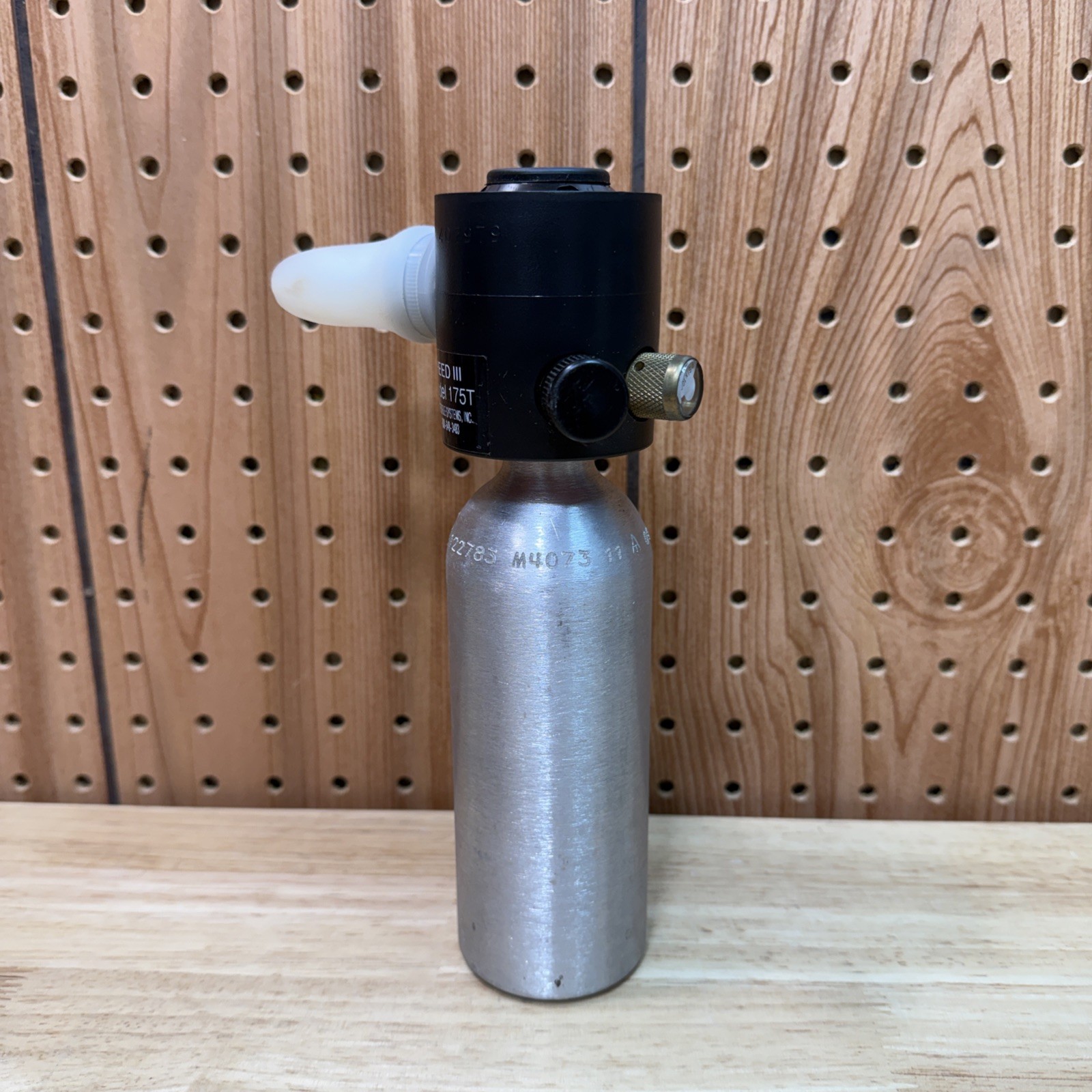HEED III Model 175T-H Bottle Regulator System Submersible Systems Inc