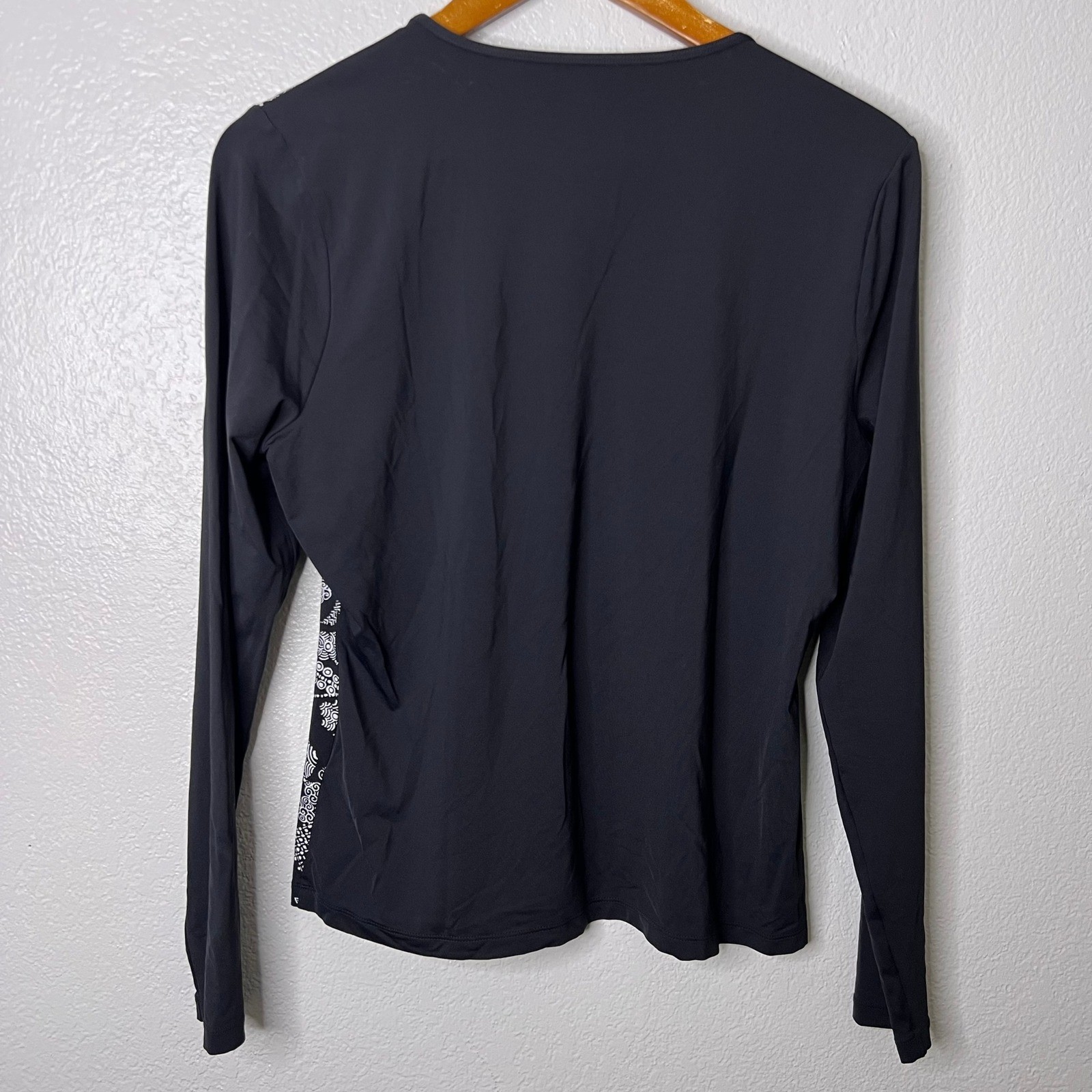 Lands End Womens Black Long Sleeve Rash Guard UPF Swim Modest Shirt M Petite