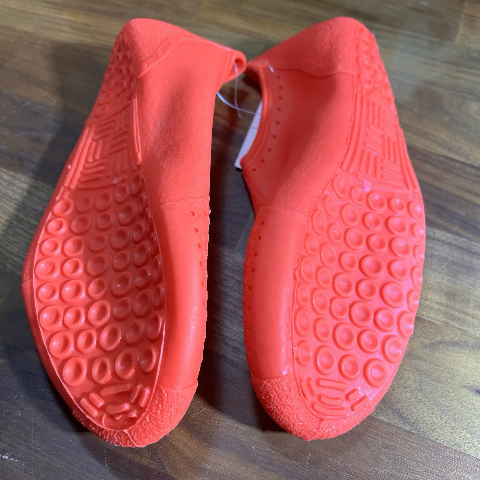 NWT FROGGS Peach Fluo Water Aqua Shoes Women US 6-7 / Men 4.5-5.5 | Synthetic