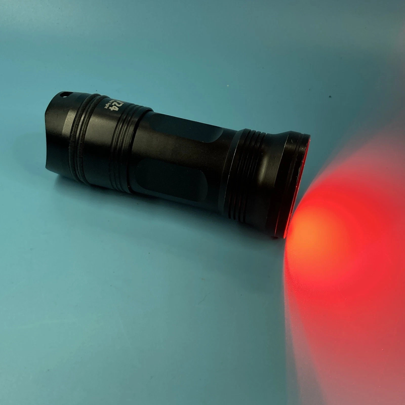 Fish-Lite V24 2400 Lumens Scuba Video Dive Light Waterproof 100m/330ft w charger