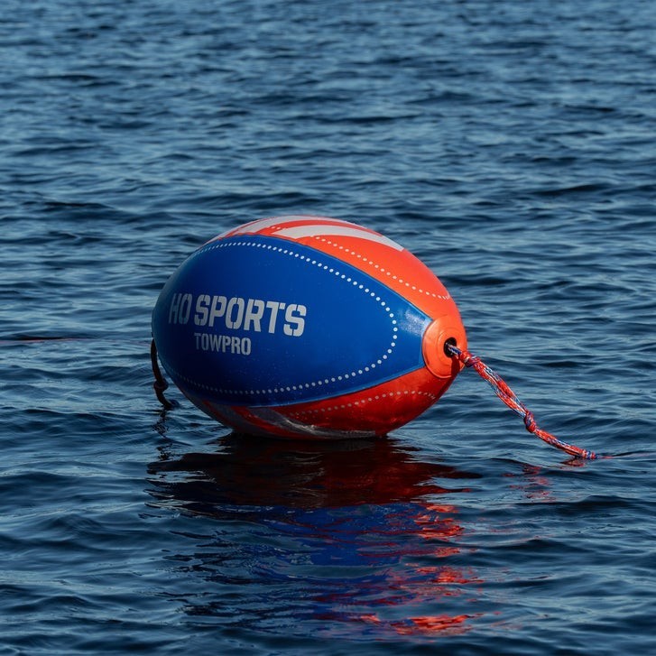 HO Sports Flight Deck 3-Person Towable Tube with TowPro Rope System & 12V Pump