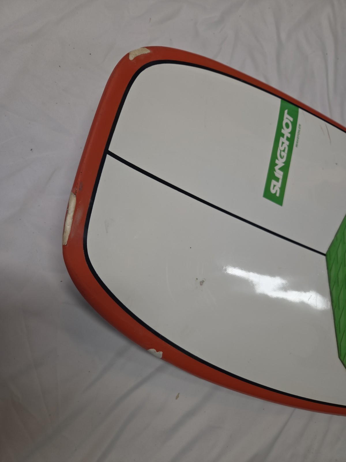 Slingshot Wakefoiler Wakeboard 4’10″x 20″x 1 3/8″ Green White- Good Condition!