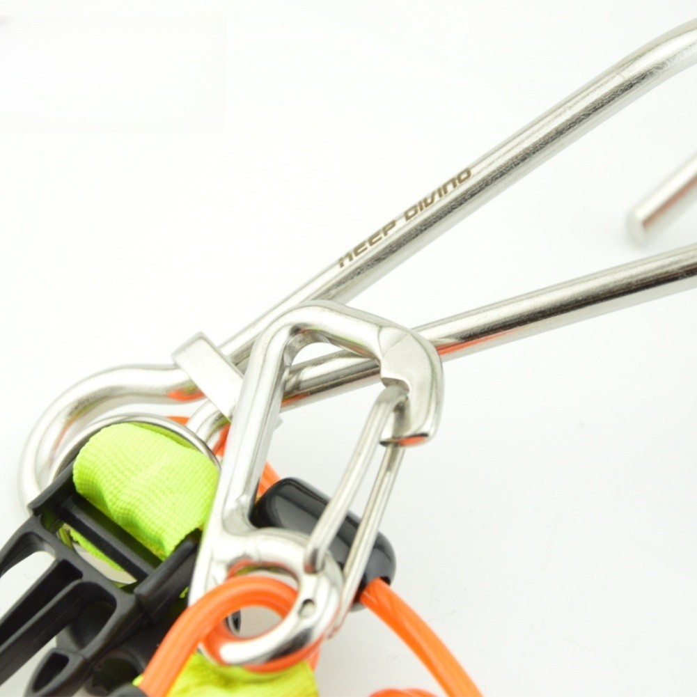 Underwater Exploration Diving Safety Hook Accommodates Various Buckles