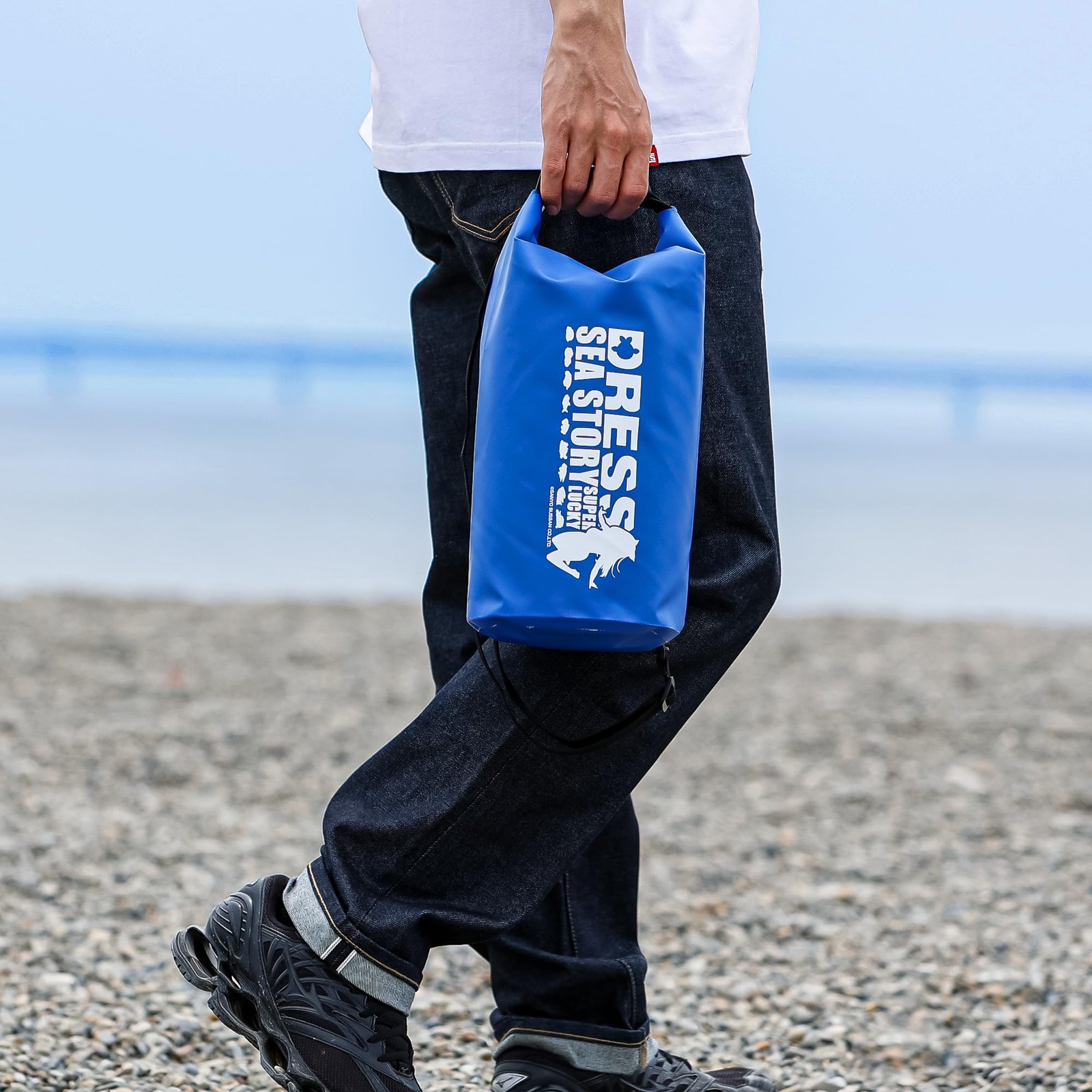Dress x Umi Monogatari Dry Bag, 5L, Waterproof and Water-Repellent, for Fishing