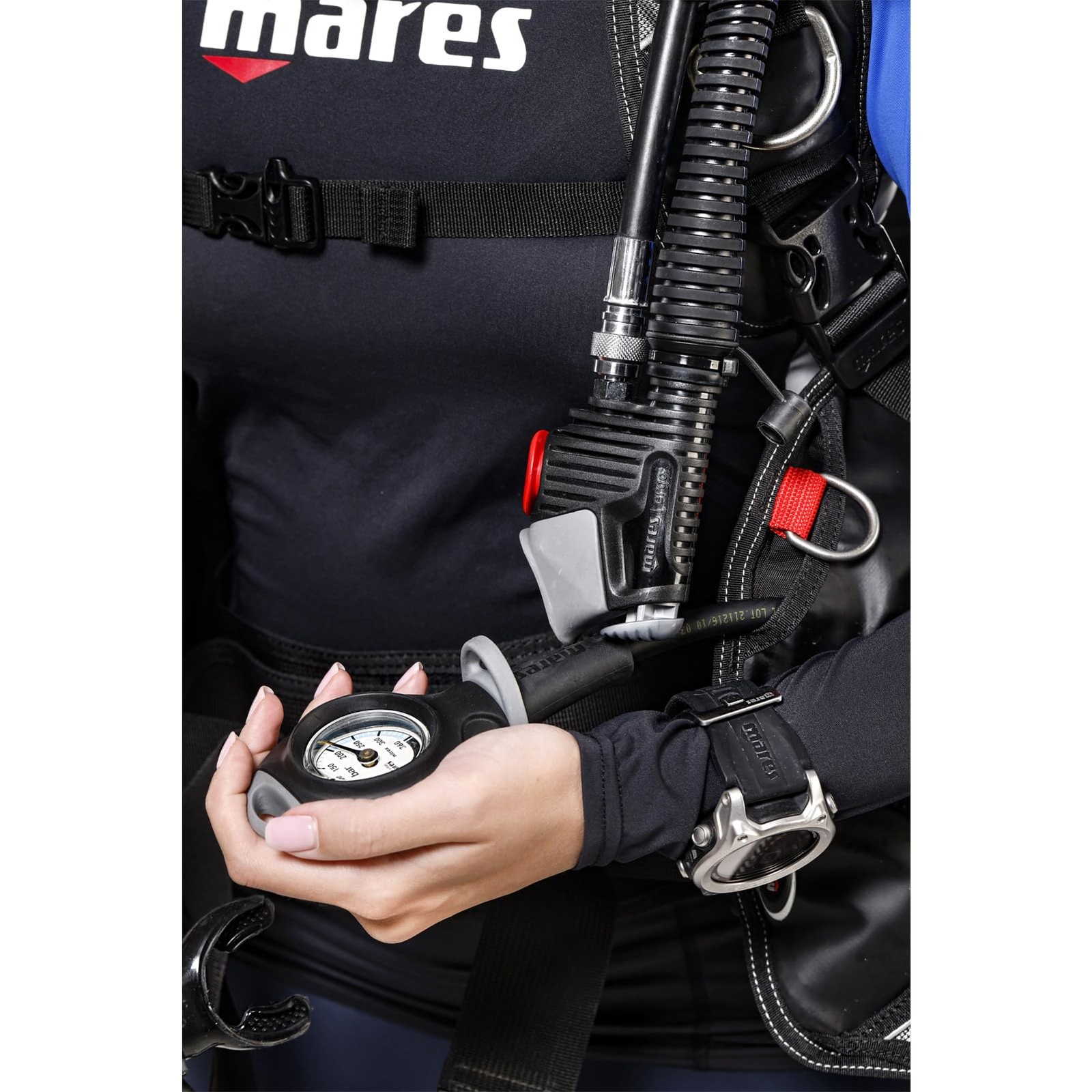 Open Box Mares Mission 1 Compact Pressure Gauge Imperial (PSI)