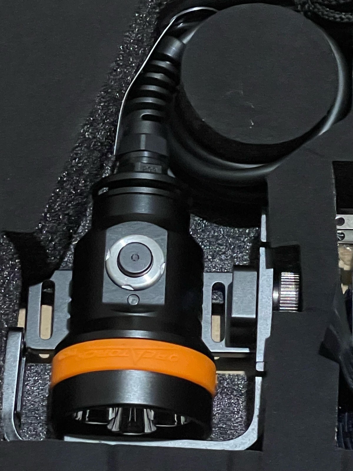 ORCATORCH D630 V2.0 4000 Lumens Canister Light