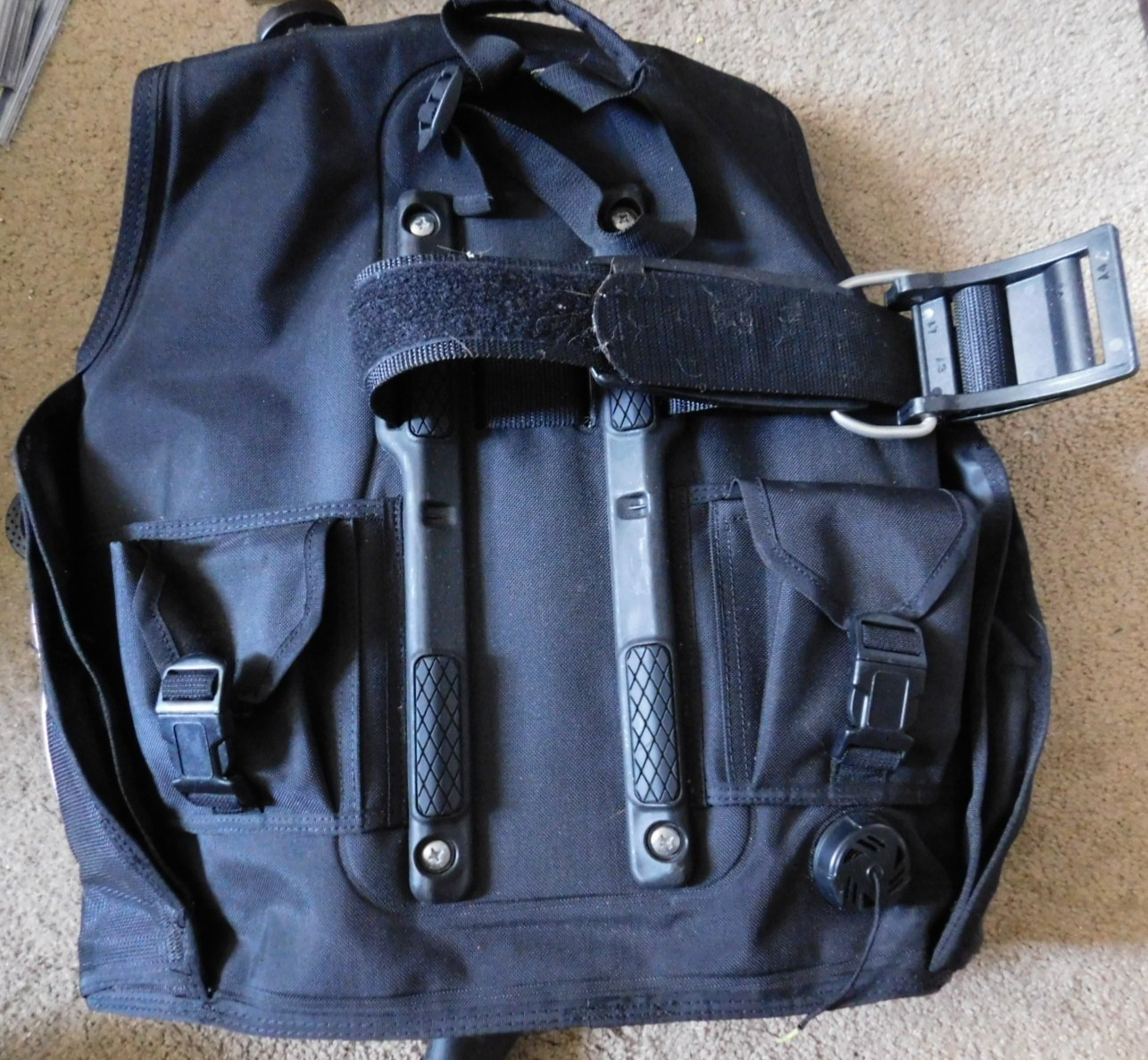 Tusa Liberator E with AWLS Eu S BLK Pre Owned See pictures