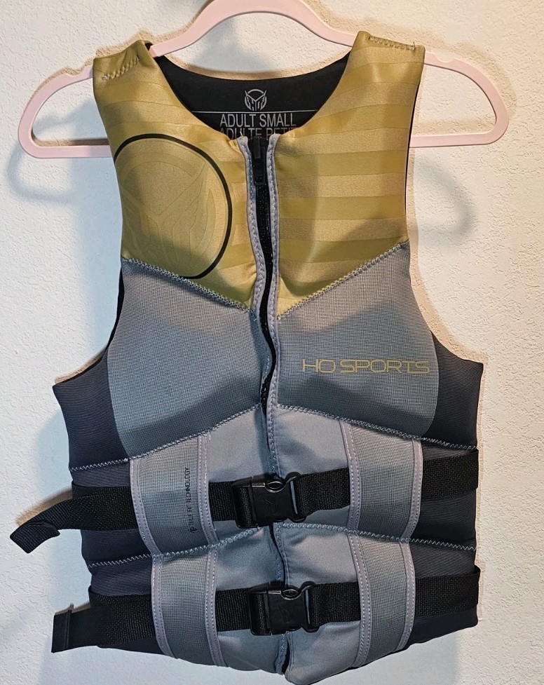 HO Phoenix Mens Neoprene Life Vest Flex Back Small
