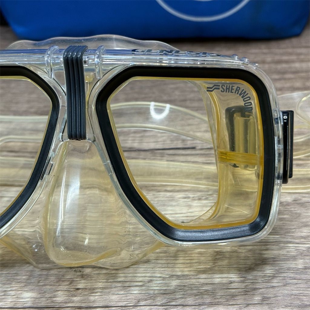 Sherwood Genesis Dive Mask with Tempered Glass & Carrying Bag