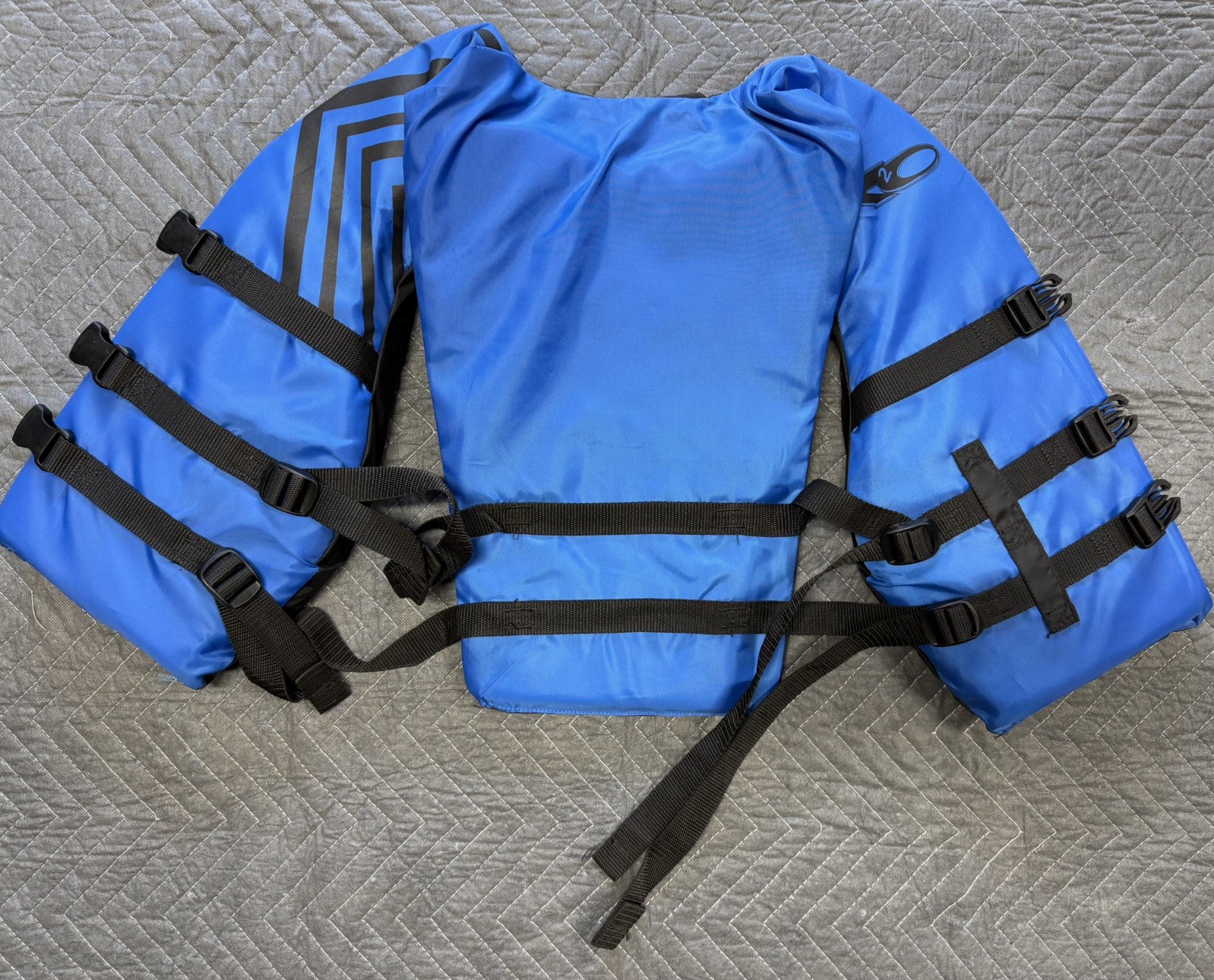 (2) Sets – X2O Universal Adult Life Jackets (Chest Size: 30″ – 52″) *Blue & Red*
