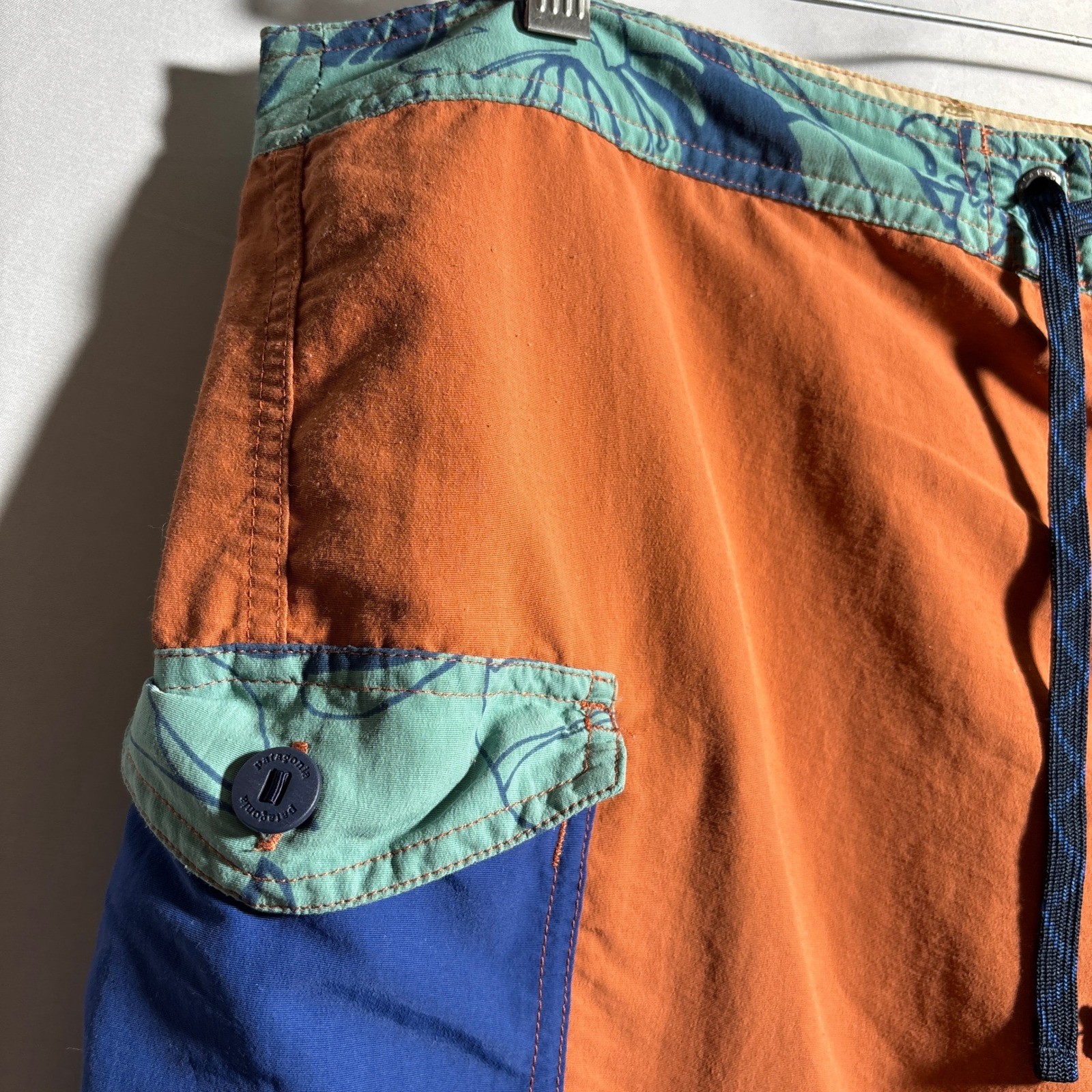 Patagonia Orange Boardshorts M’s Patch Pocket Wavefarer Mens 38 Swim Shorts