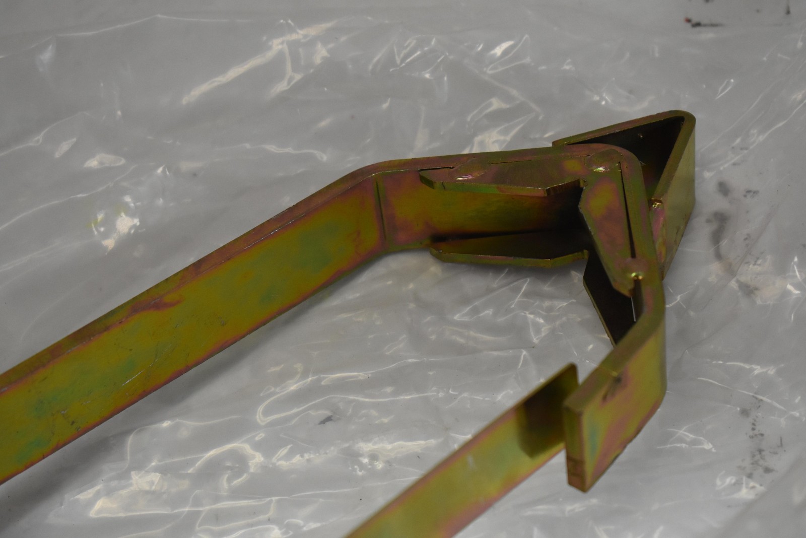Boat Trailer Bow Roller Bracket Assembly Rubber V-Style 8 Inch Black Galvanized