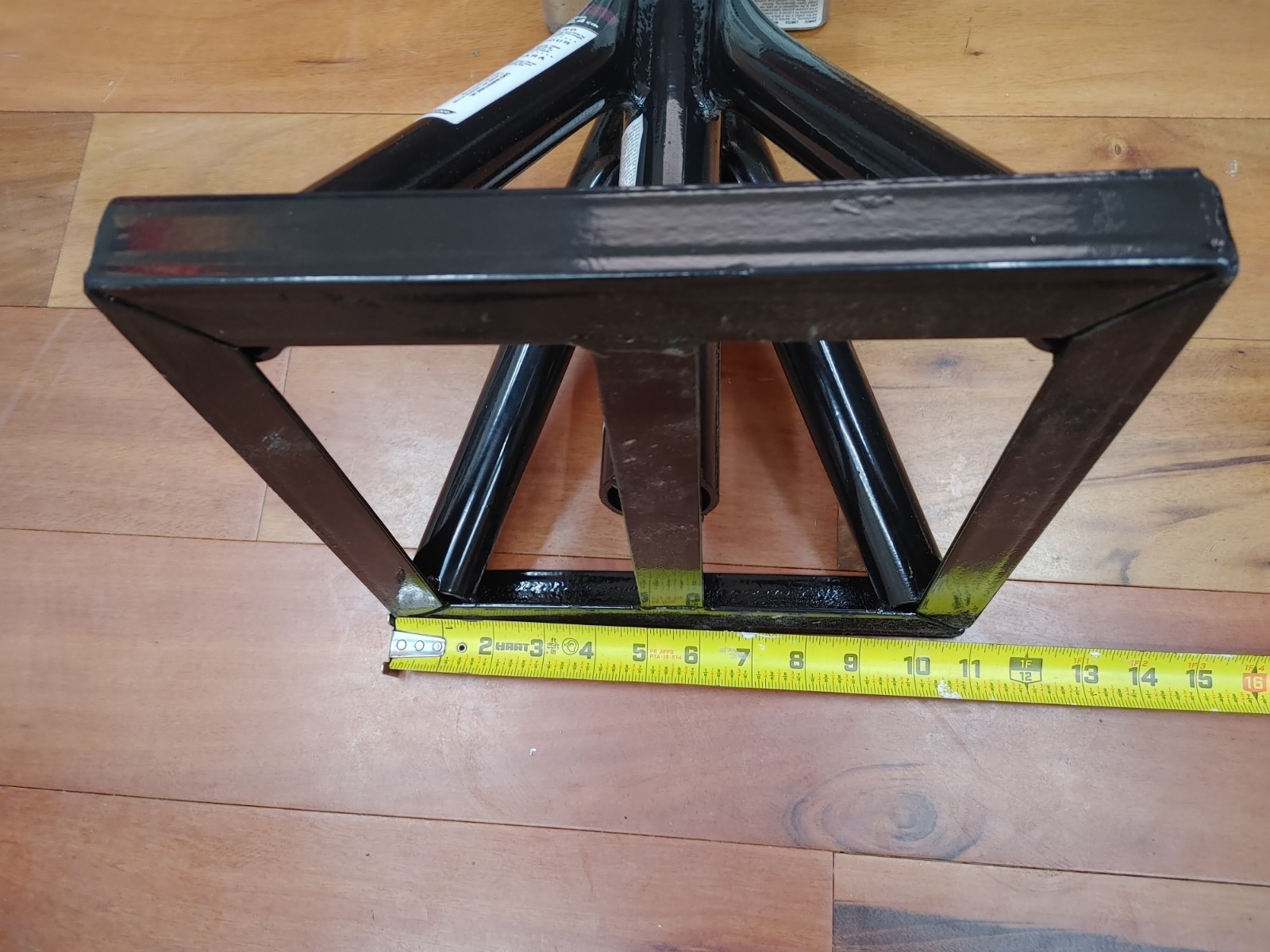 Camco Boat Stands Stackable V-Top Boat Keel Stand – Adjustable 15″ to 23″