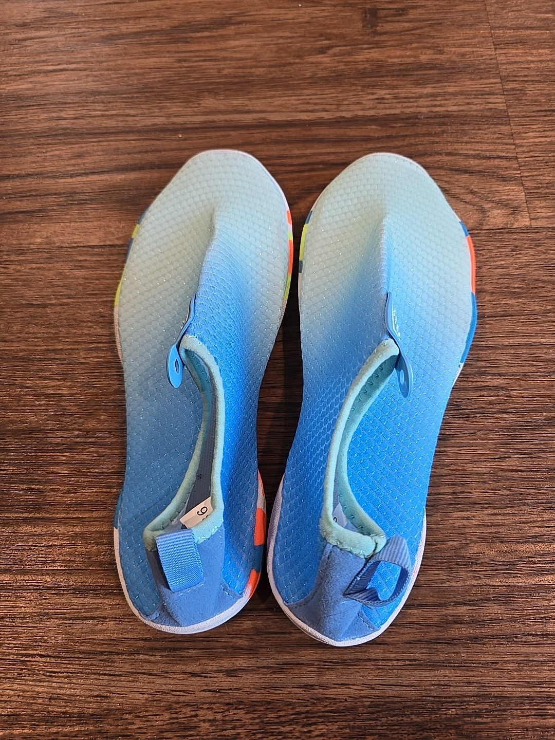 Girls Swim Shoes Size 36 Or 5.5 -6 Blue