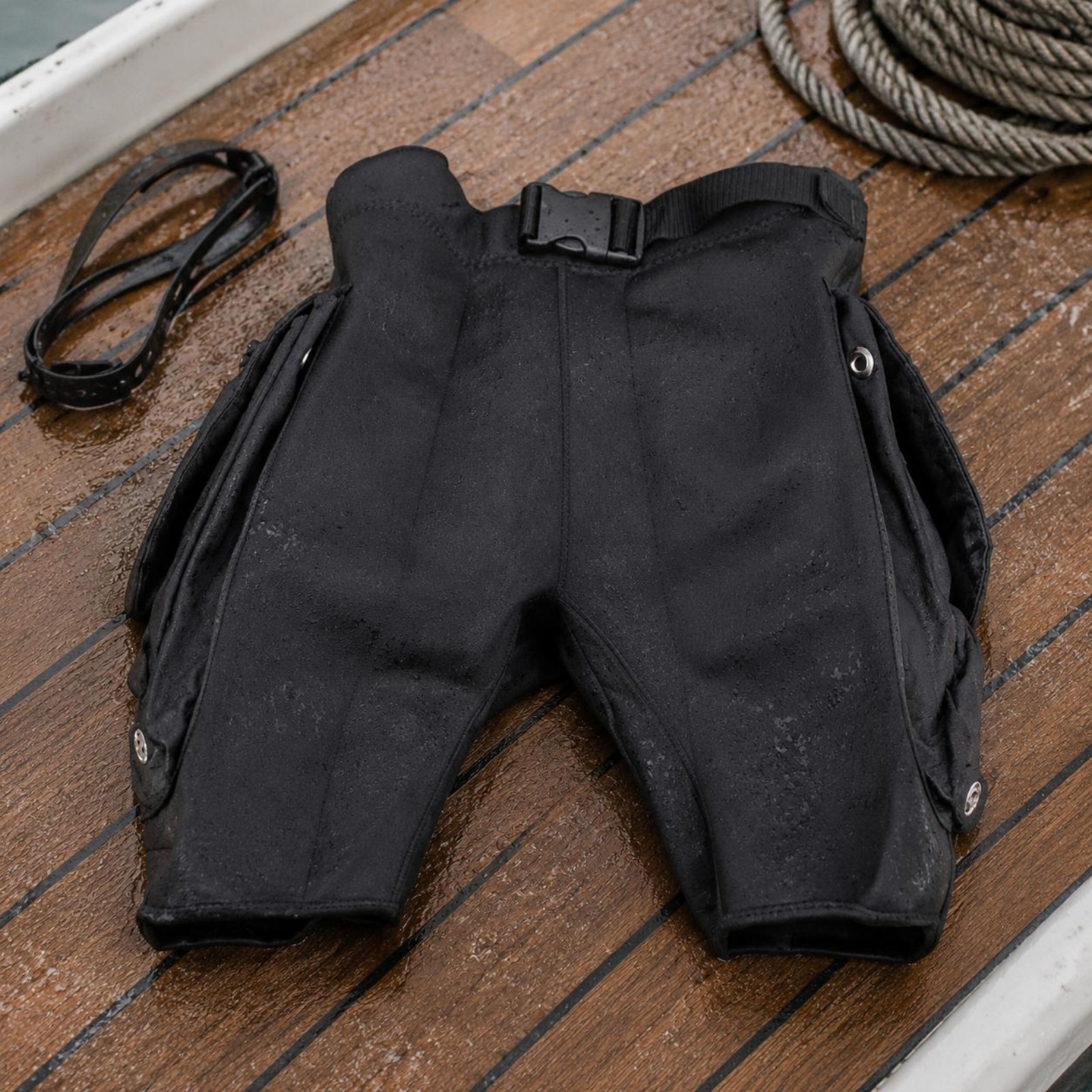 Spearfishing Storage Shorts Stretch Storage Dive Shorts Hook-and-Loop