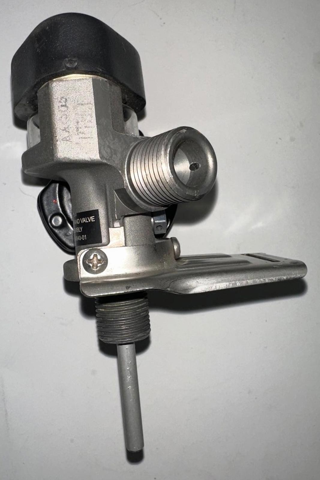Scott Cylinder and Valve Assembly P/N 804840-00 Mechanical Reserve J-Valve