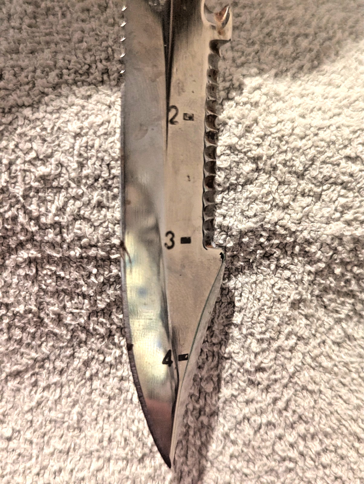Vintage Dacor Stainless Steel Scuba Diving Knife w/ Rubber Leg Sheath Japan Red