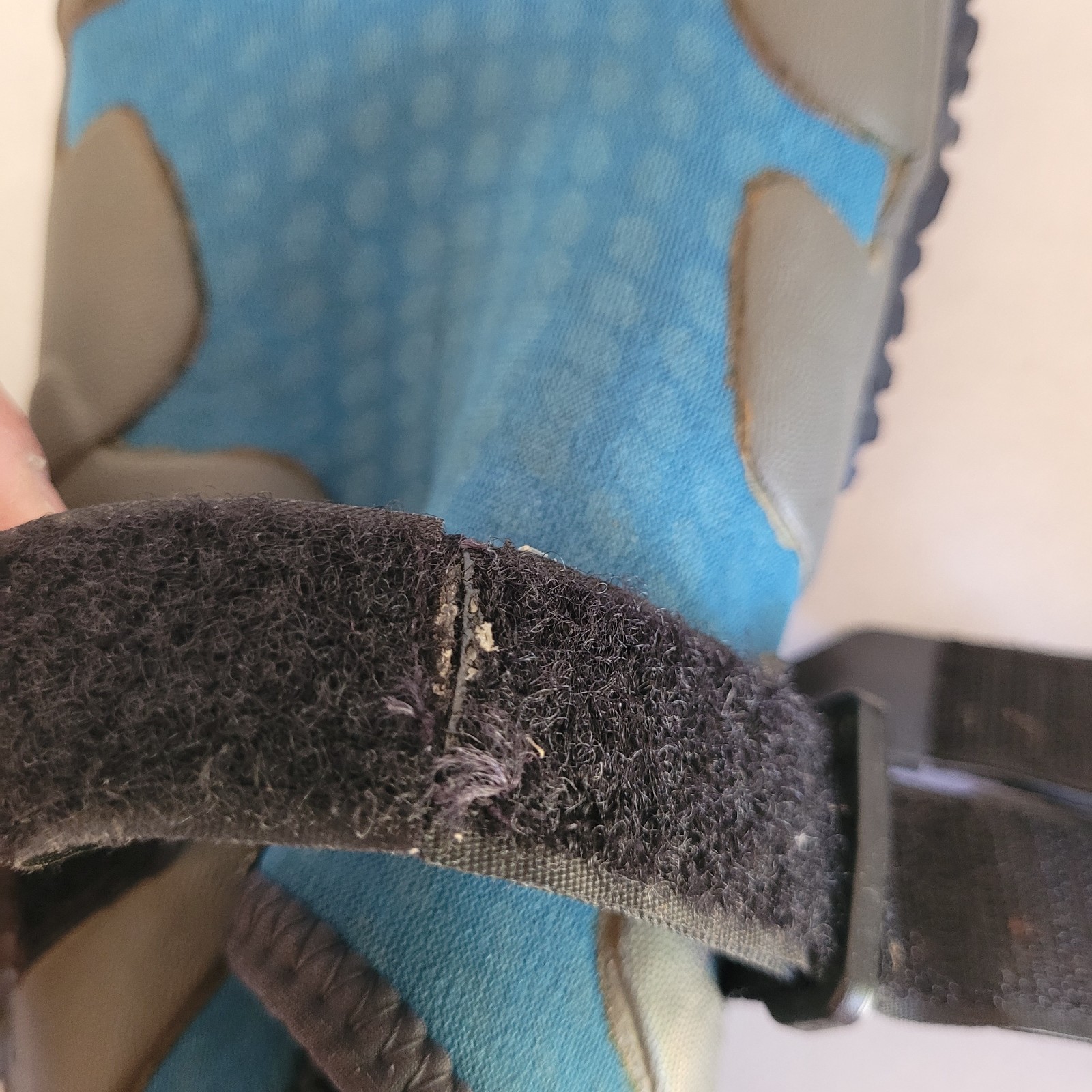 NRS Kicker Womens Water Shoes Size 9 Blue Gray Adjustable Strap Neoprene