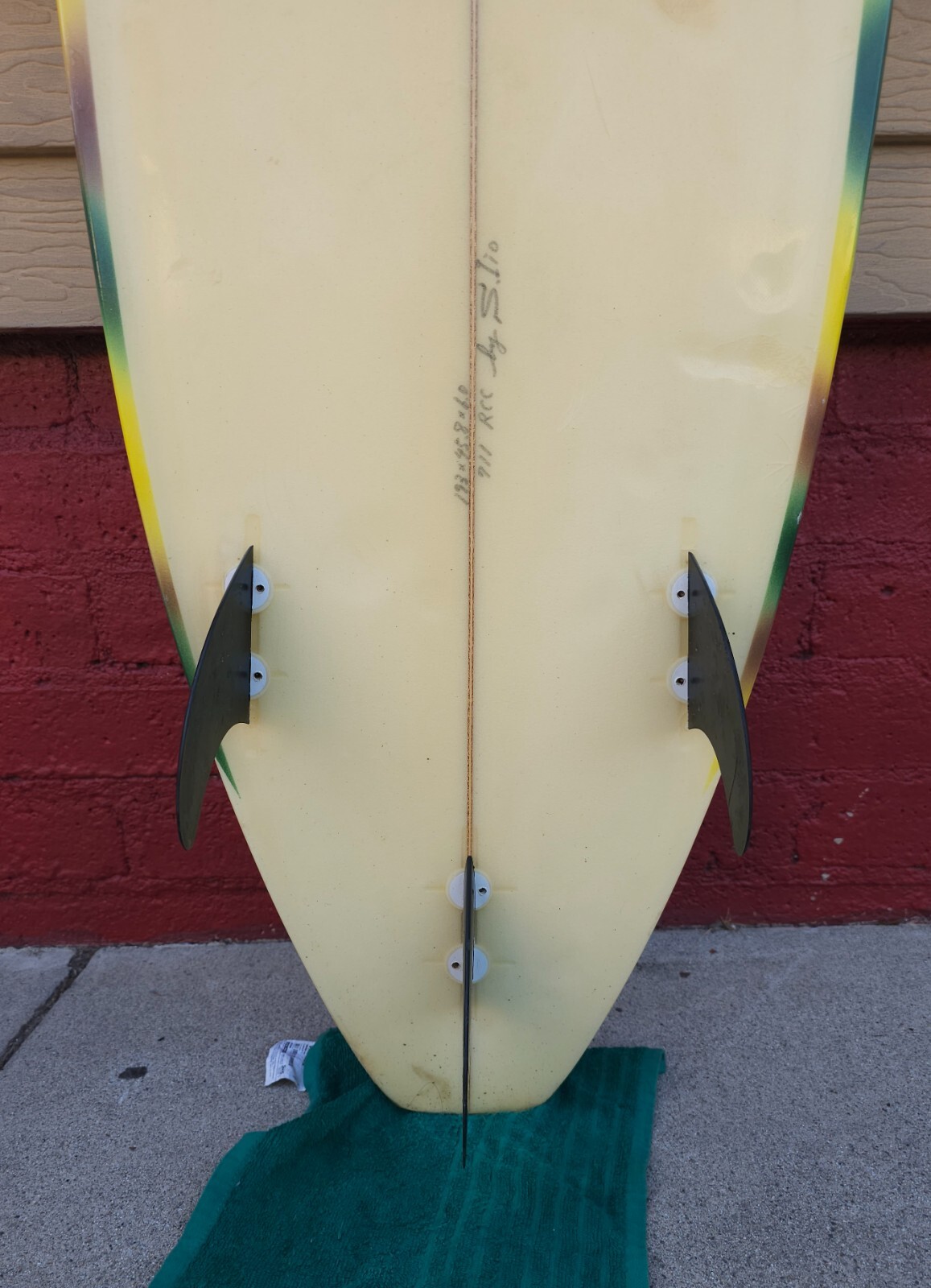 Domingo Surfboards Japan Ripper Short Board 6’3 x 18″ x 2.36″