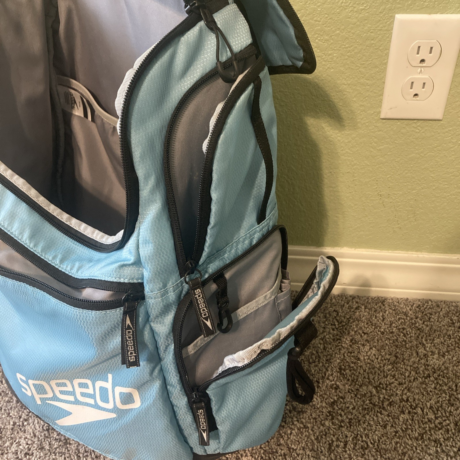 Speedo Teamster 2.0 Swim Backpack, Light Blue, 35L Good Condition