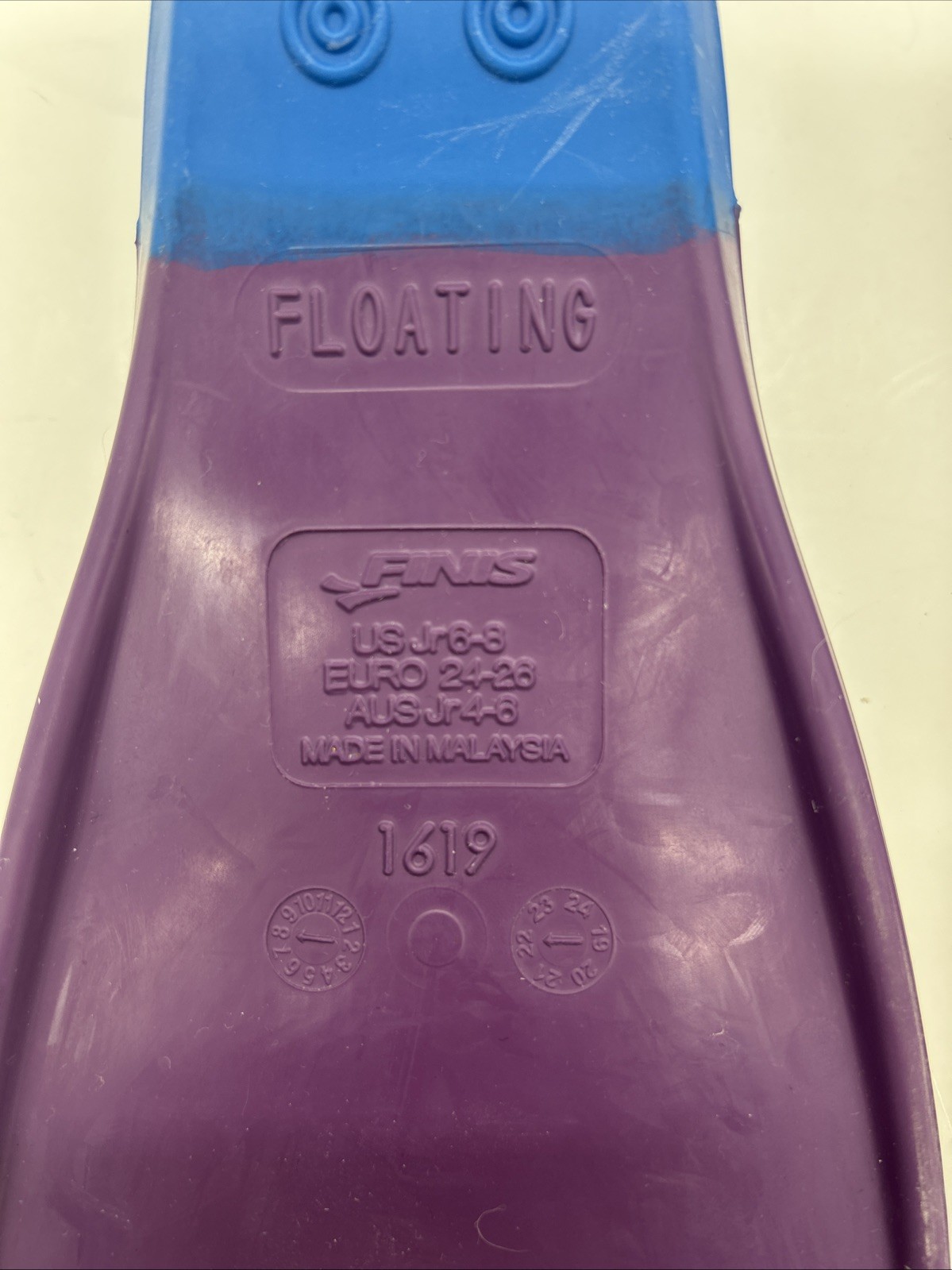 NWOB Floating Swim Fins Blue/Purple Size Youth 3-4 W Model 1619