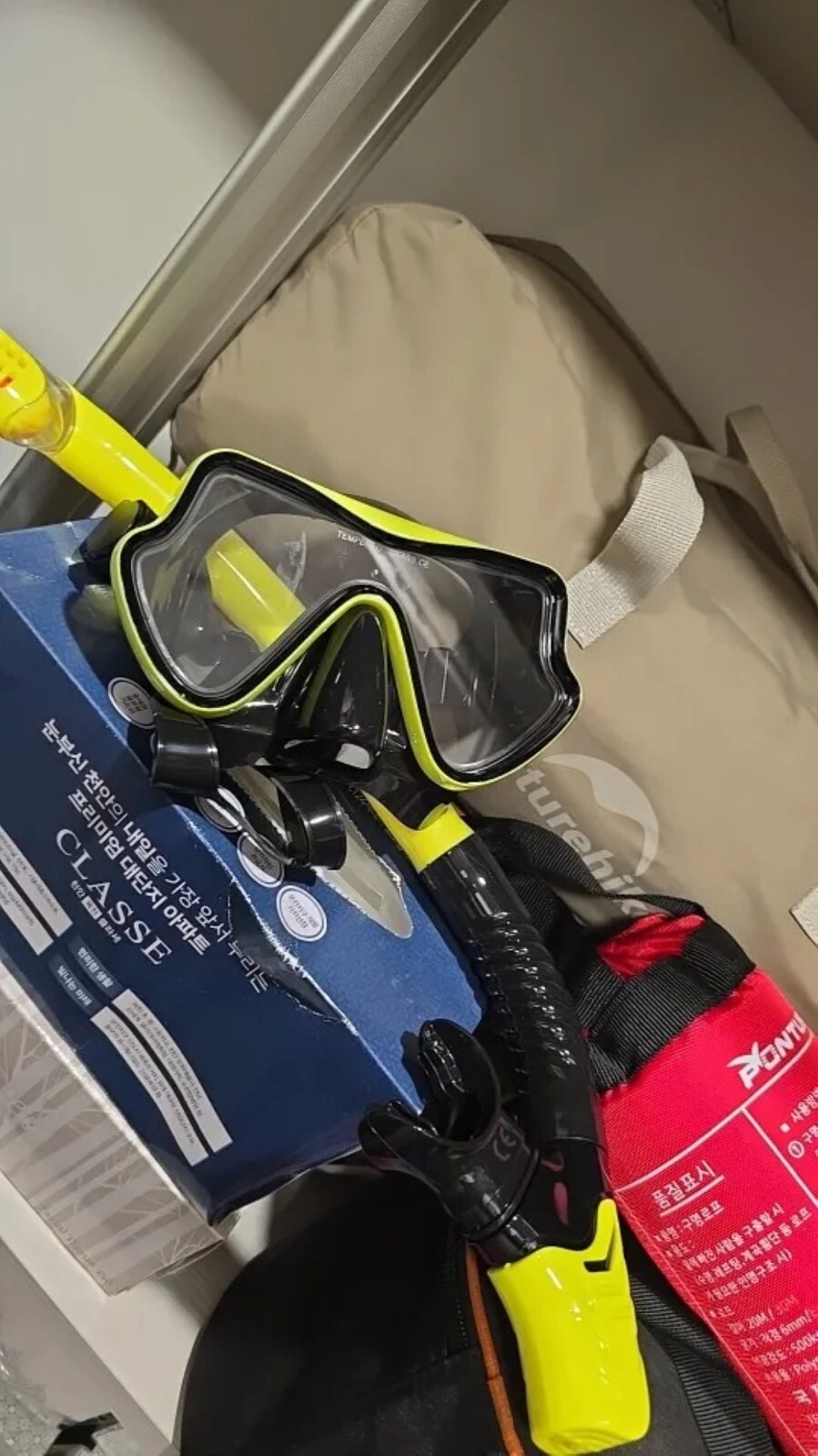 Adult Tempered Glass Diving Set Scuba Anti-Fog Goggles and Snorkeling Mask Tube