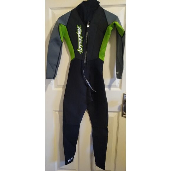 Hyperflex Access Womens Full Length 3mm Back zip Wetsuit Size 4 Green Black Grey